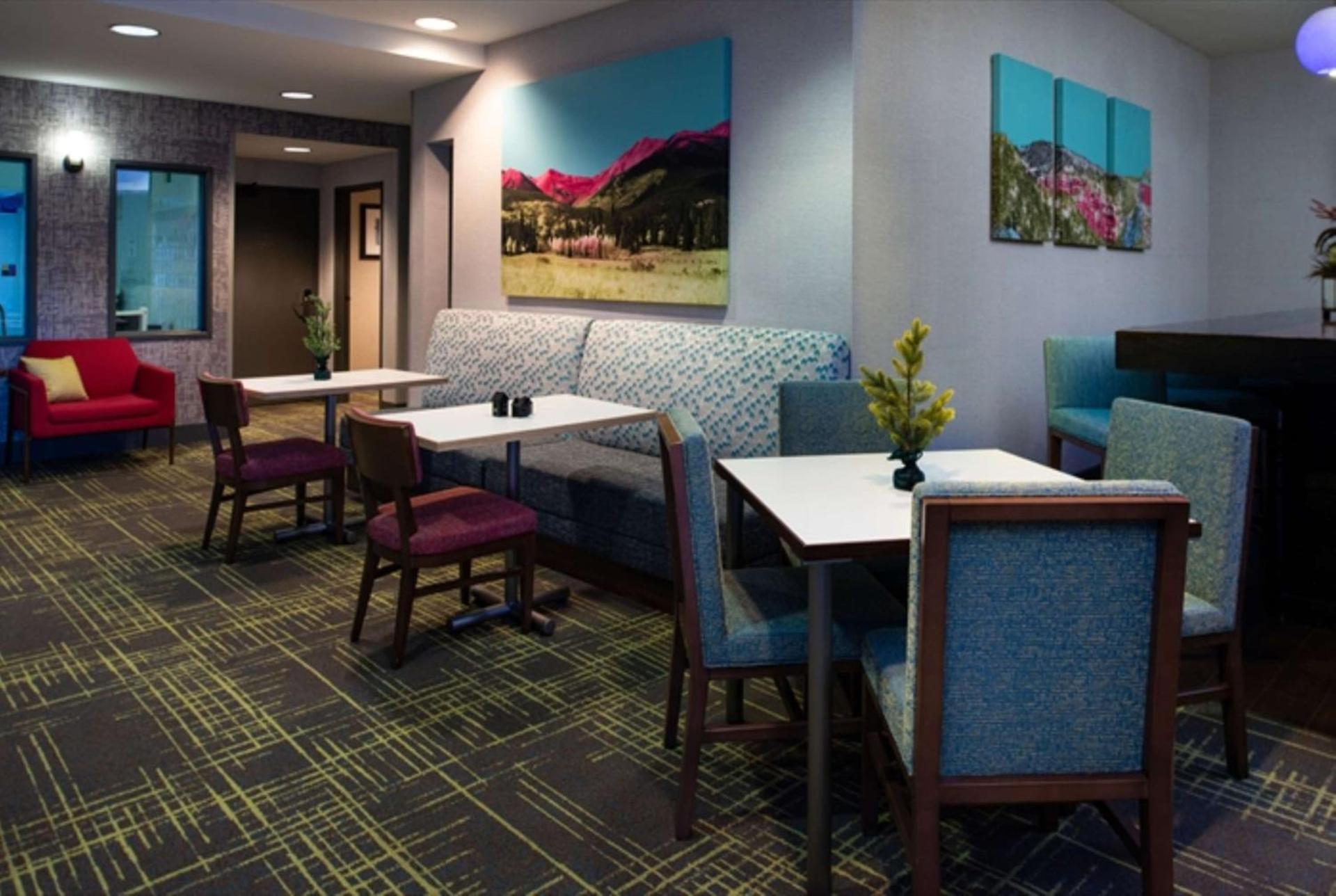 Hampton Inn Glenwood Springs photo 15