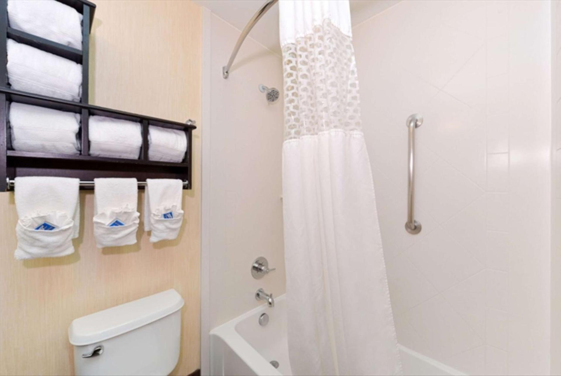 Hampton Inn Glenwood Springs photo 28