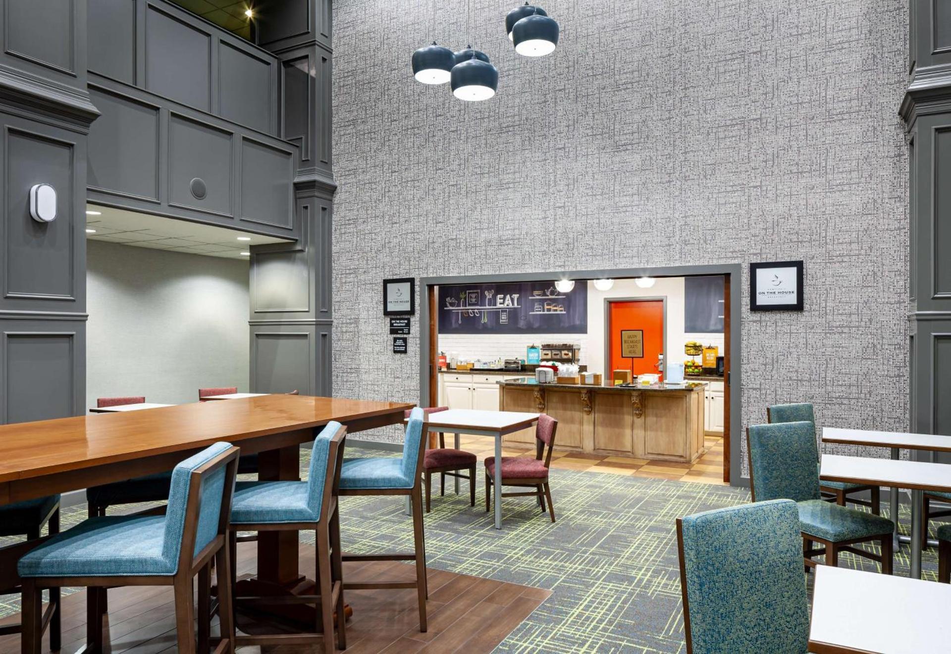 Hampton Inn & Suites Texarkana photo 10