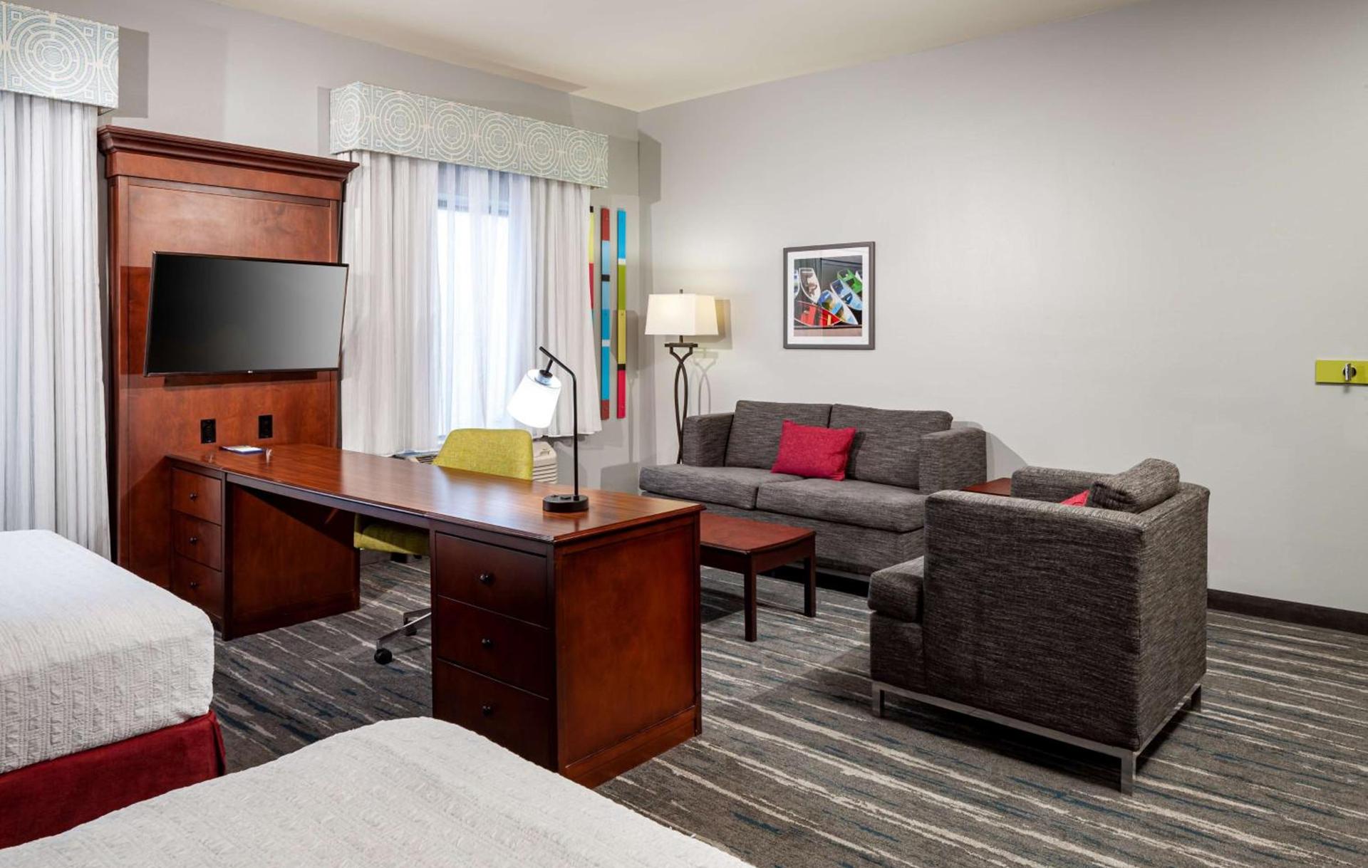 Hampton Inn & Suites Texarkana photo 16