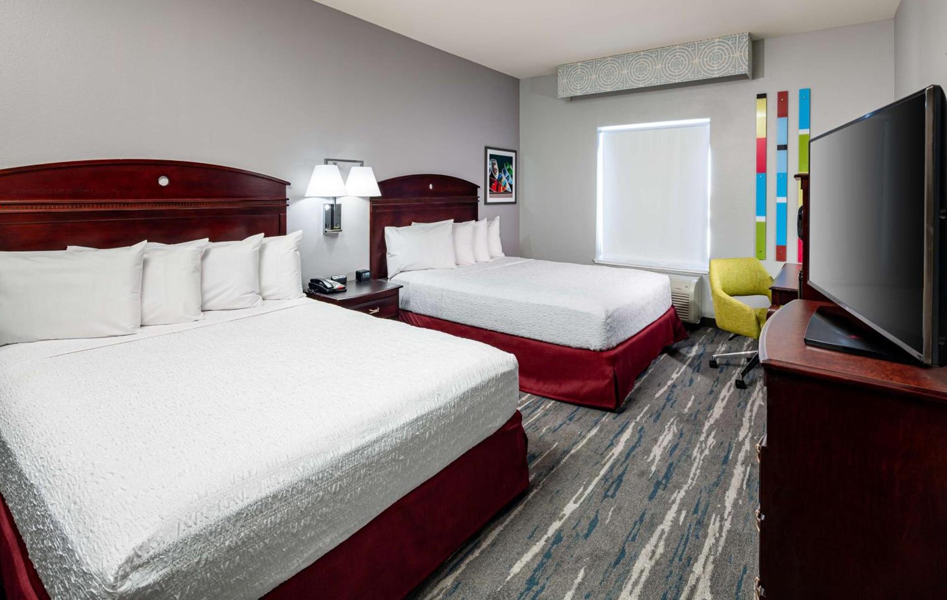 Hampton Inn & Suites Texarkana photo 19