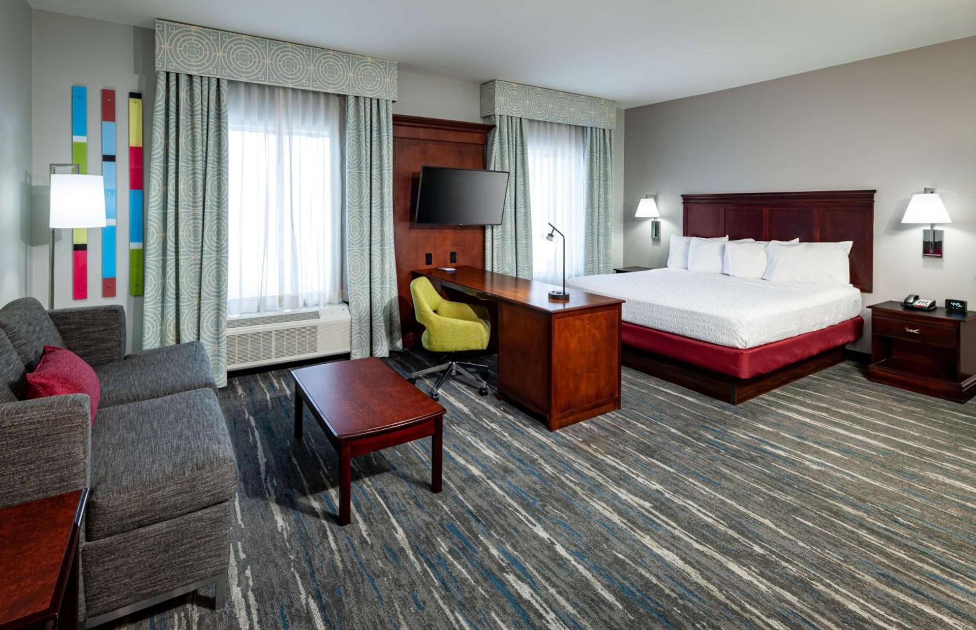 Hampton Inn & Suites Texarkana photo 24