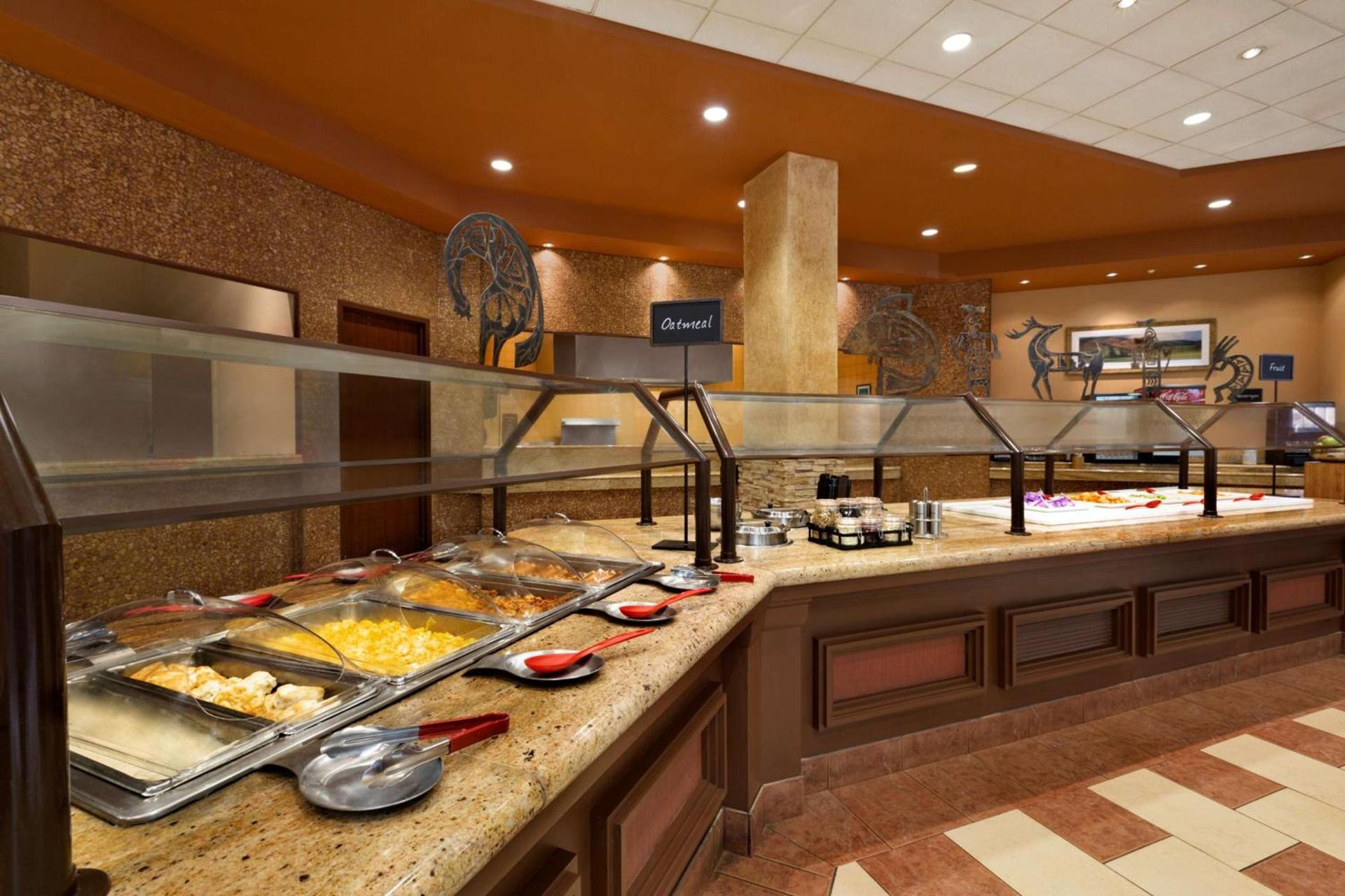 Embassy Suites by Hilton Albuquerque photo 8