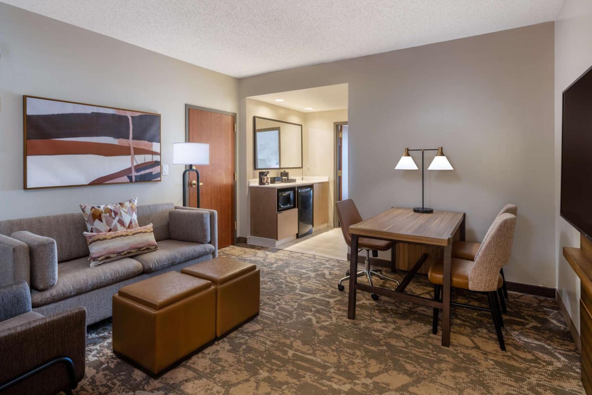 Embassy Suites by Hilton Albuquerque photo 18