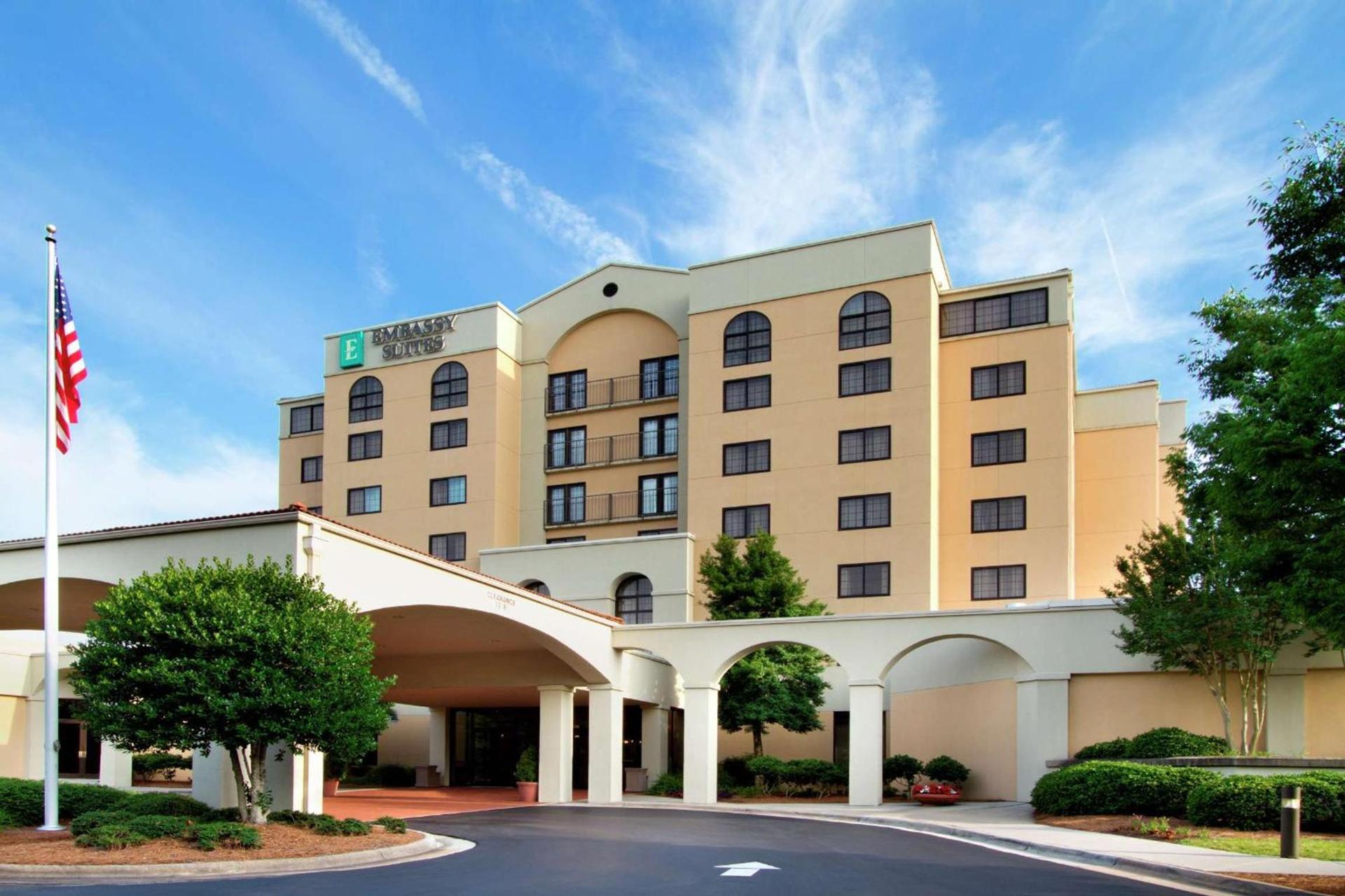Embassy Suites by Hilton Greensboro Airport — hotel in Greensboro