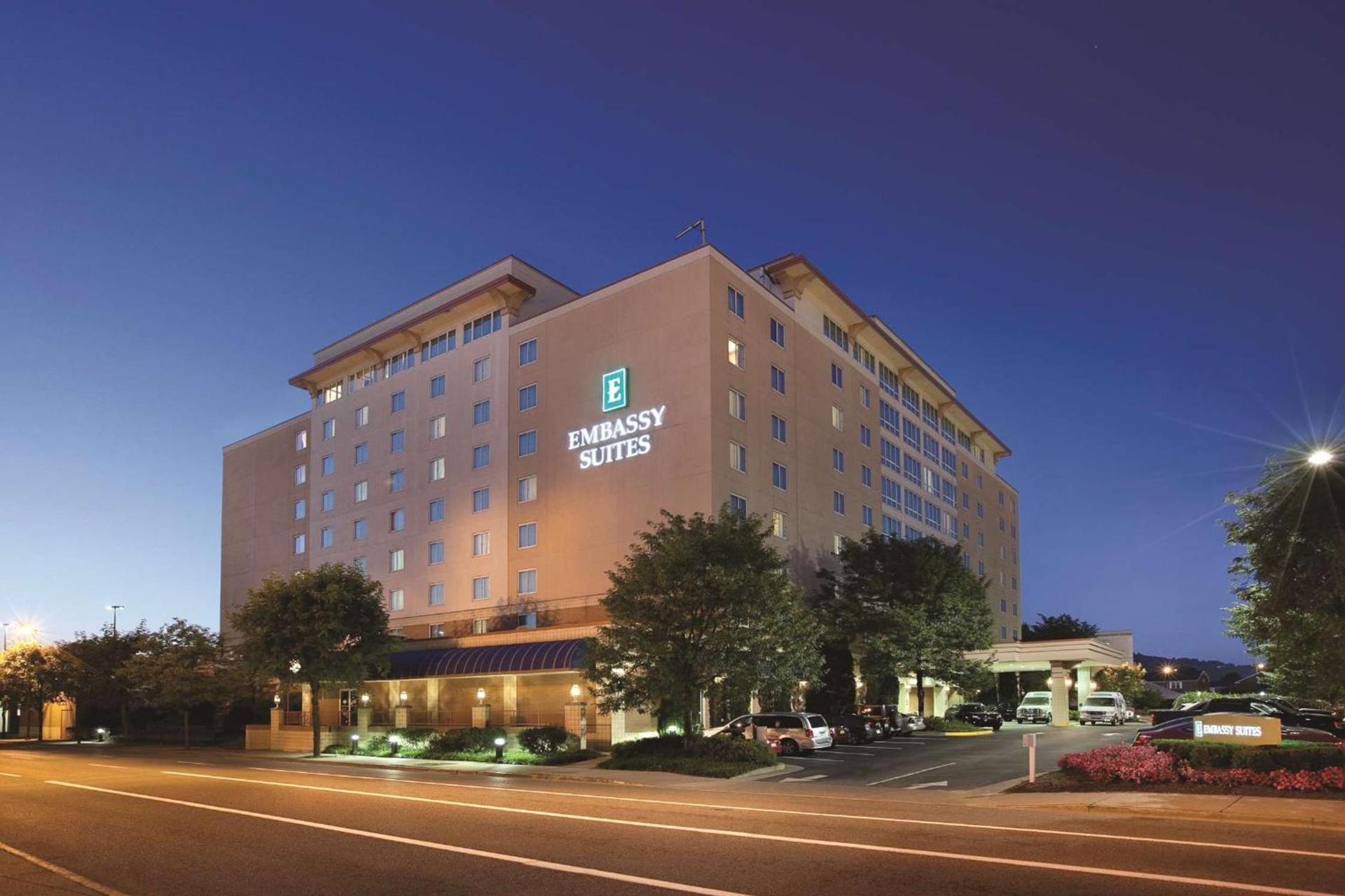Embassy Suites Charleston photo 1
