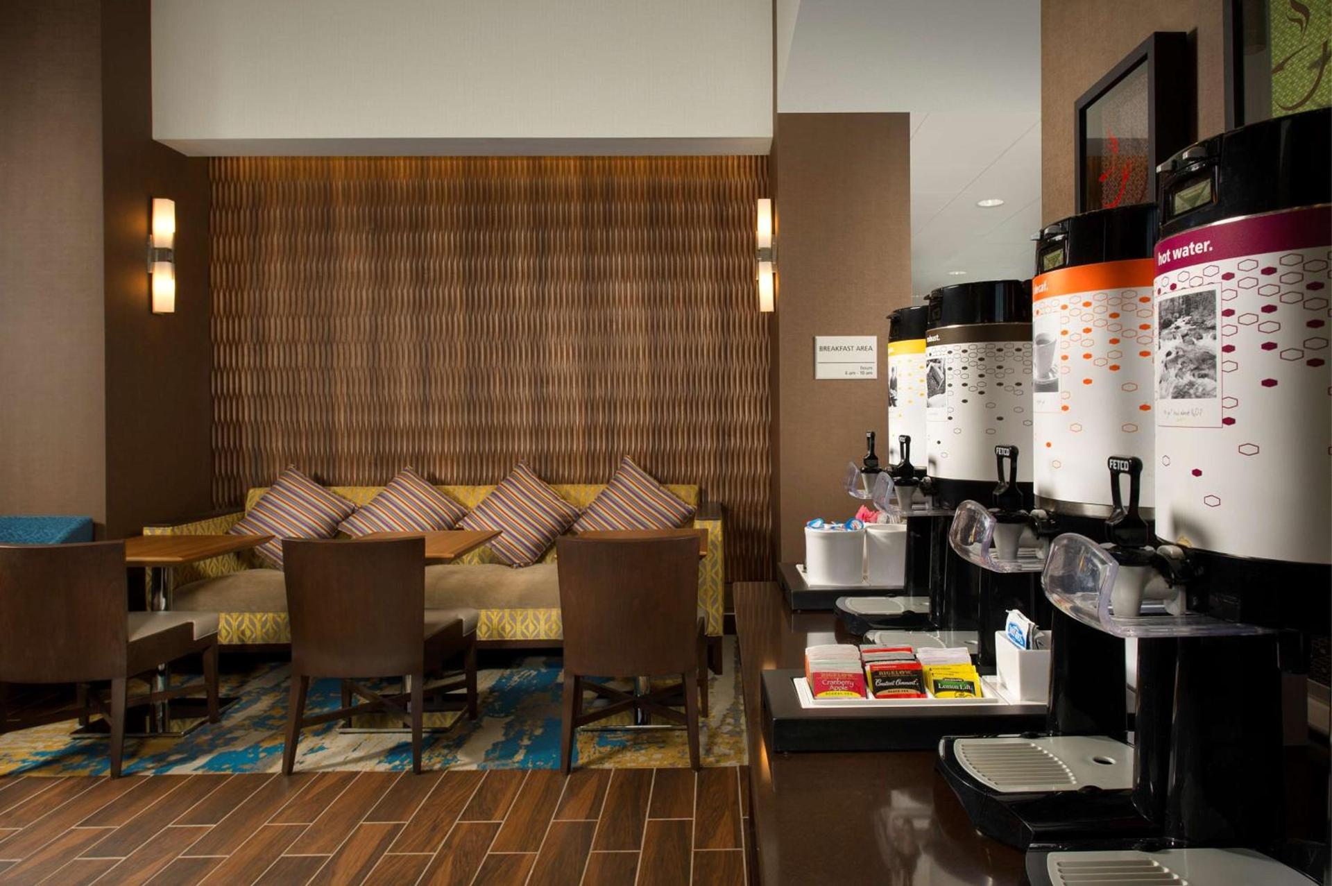 Hampton Inn & Suites Baltimore North/Timonium, MD photo 6