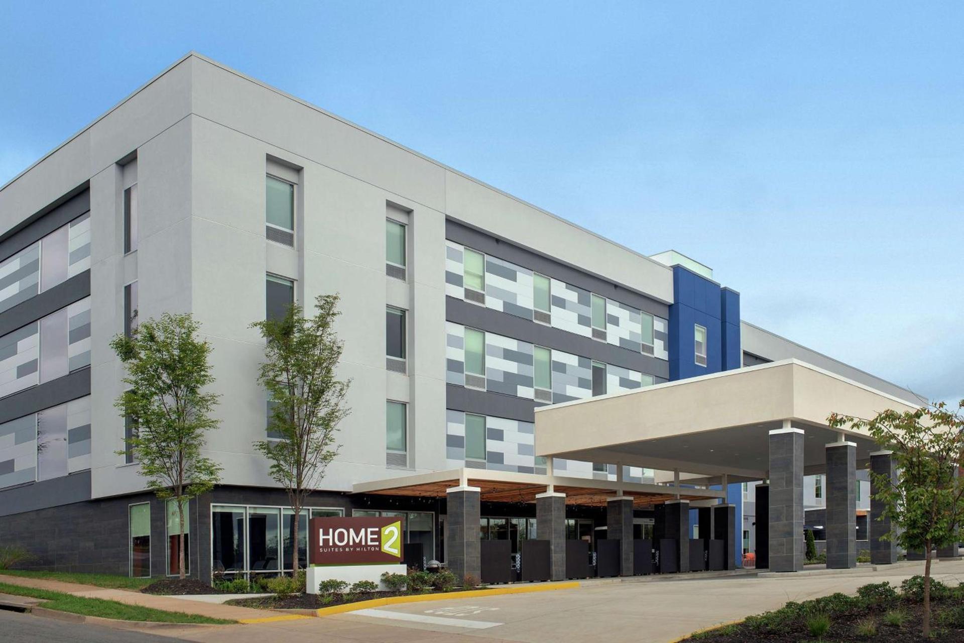Home2 Suites By Hilton Charlottesville Downtown photo 2