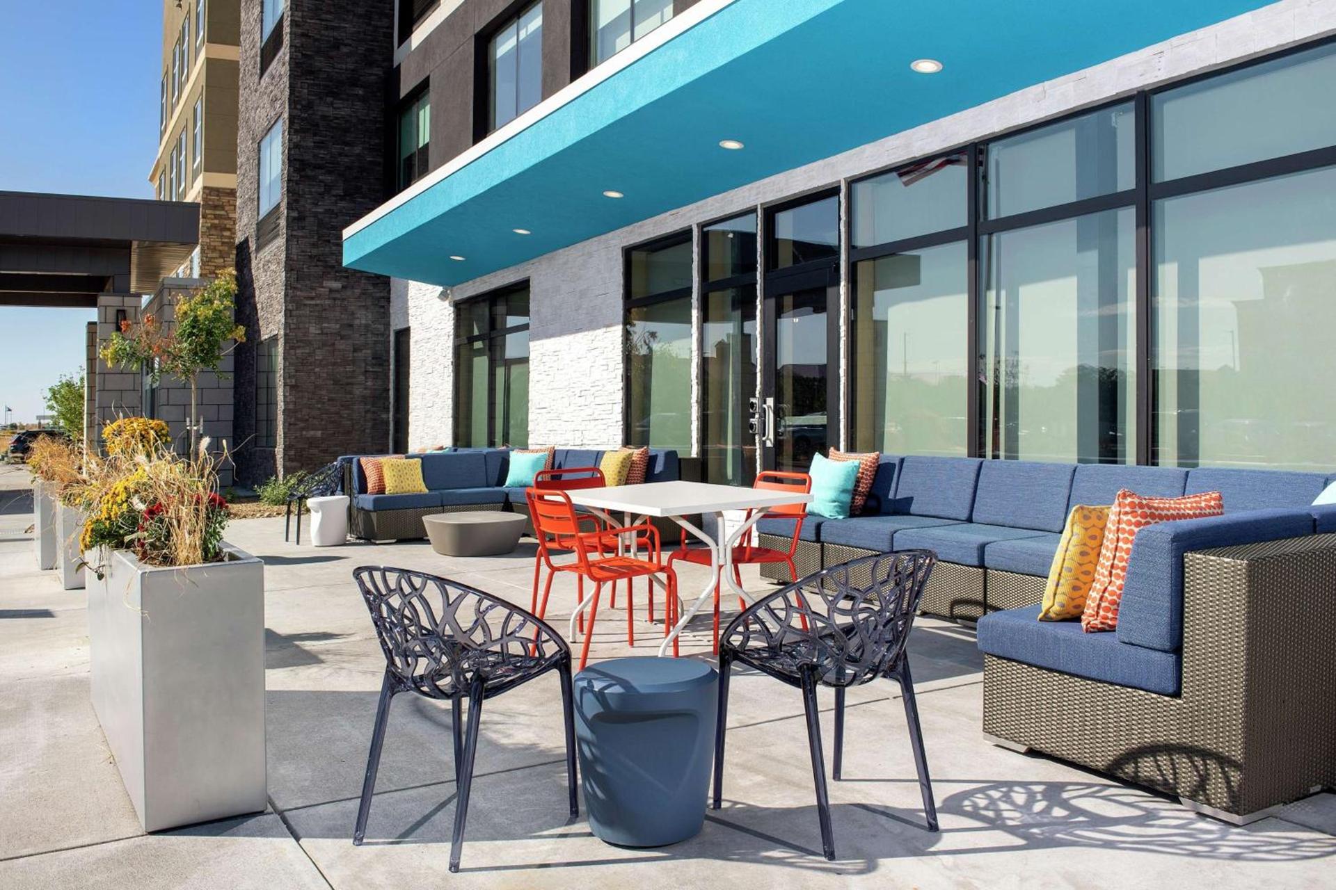 Tru By Hilton Denver Airport Tower Road photo 3