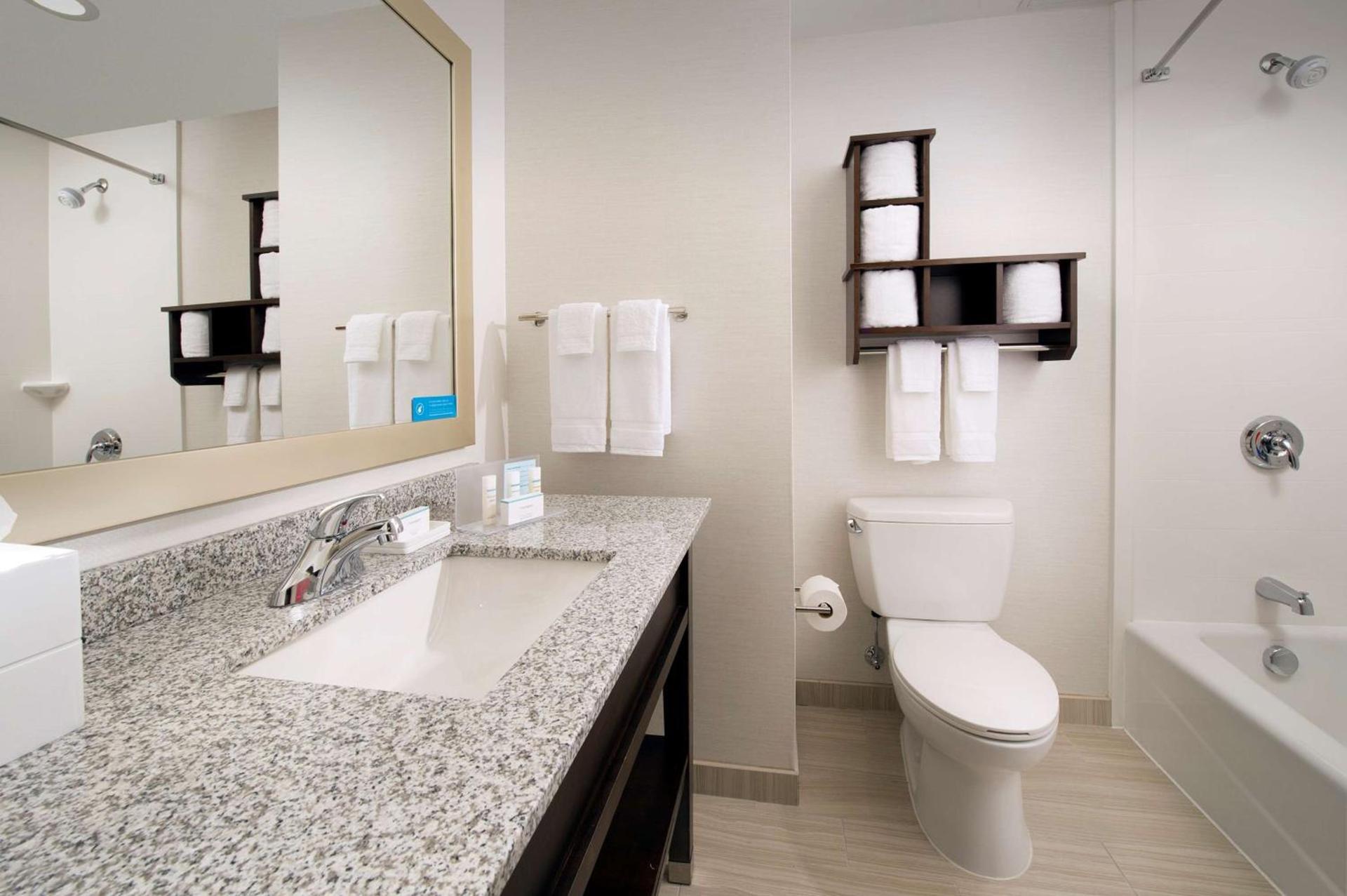 Hampton Inn Washington DC NoMa Union Station photo 22