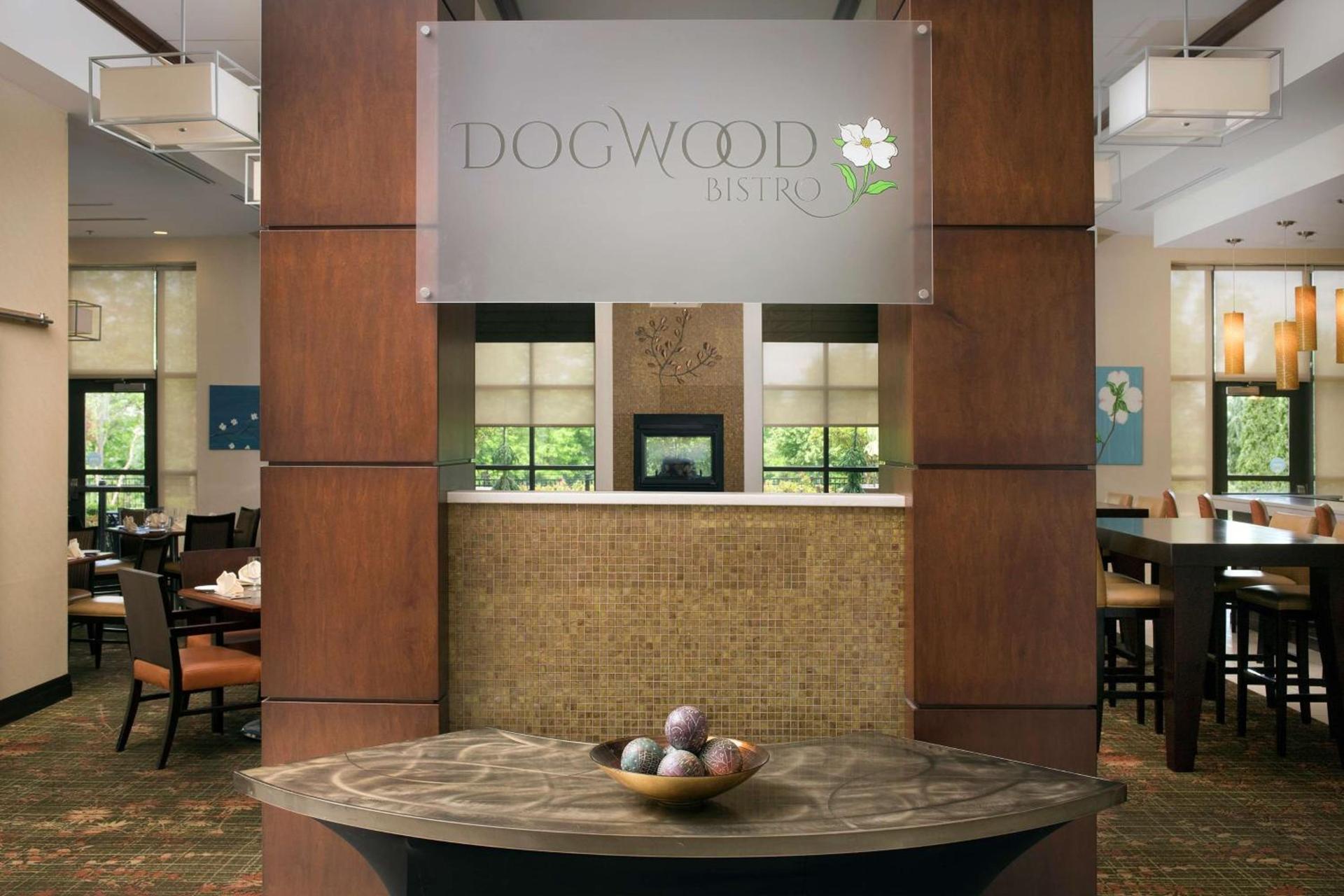 DoubleTree by Hilton Dulles Airport-Sterling photo 21