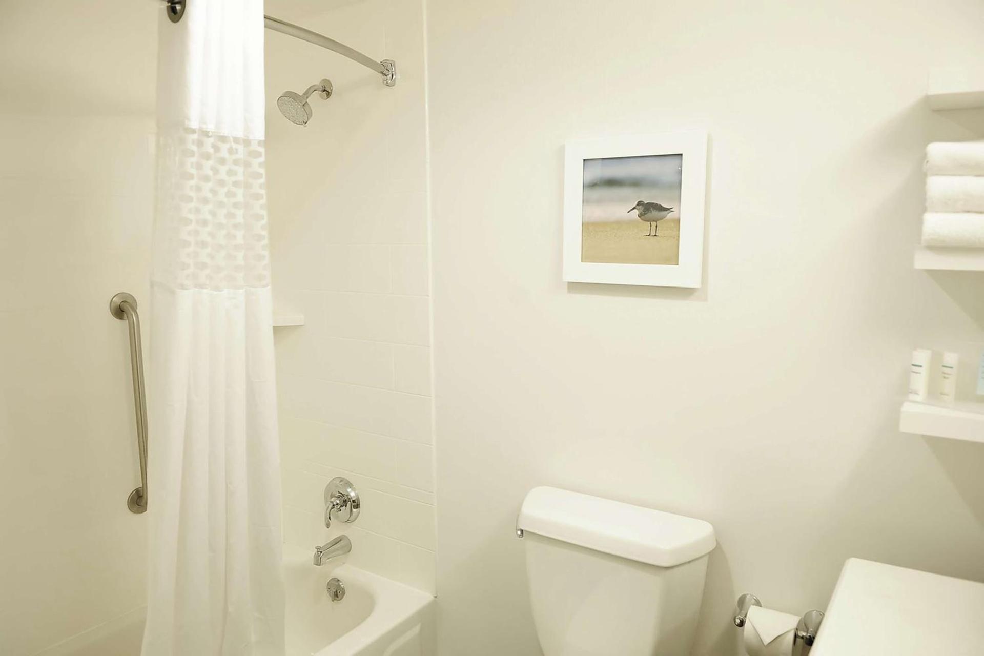 DoubleTree by Hilton Dulles Airport-Sterling photo 36