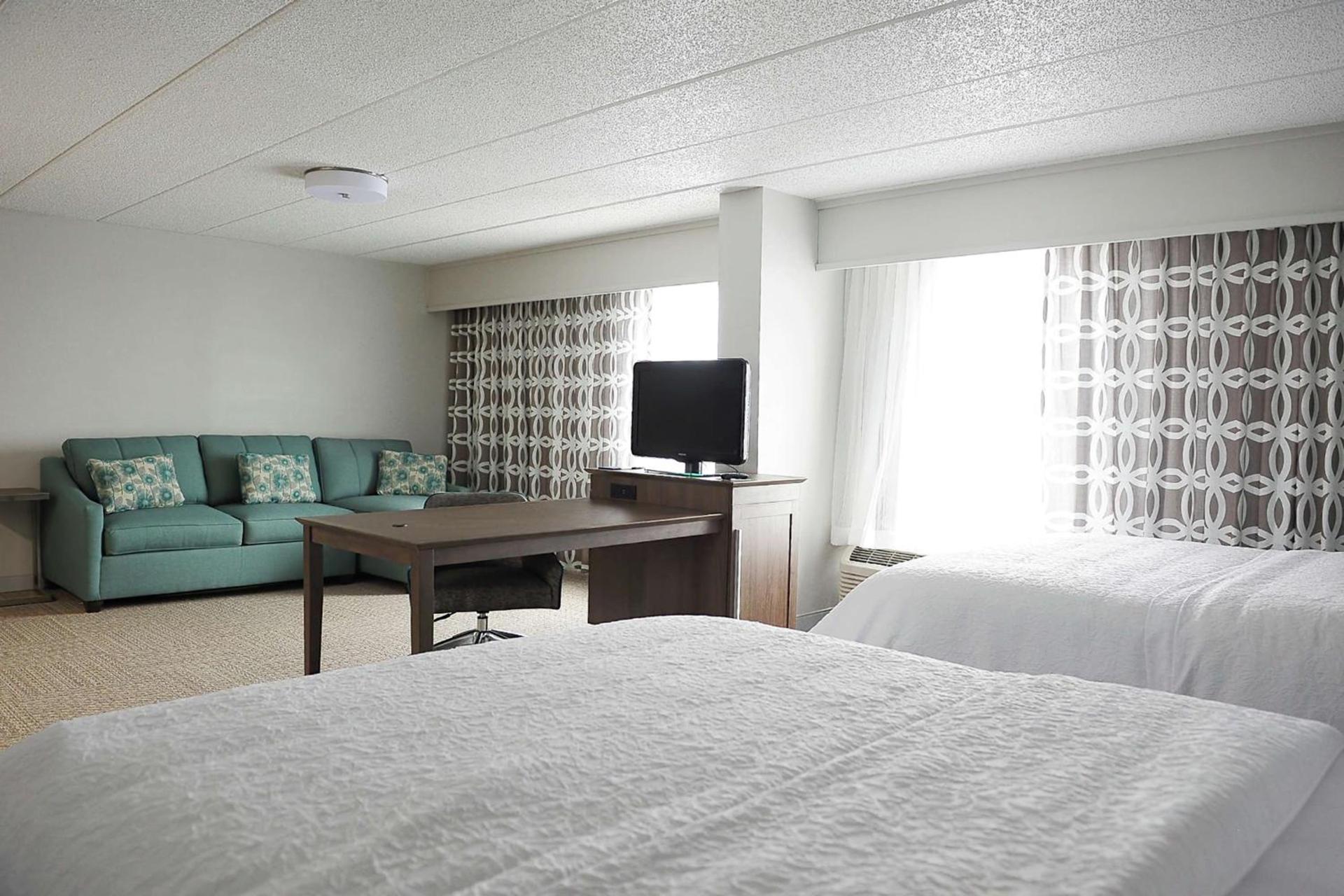 DoubleTree by Hilton Dulles Airport-Sterling photo 33