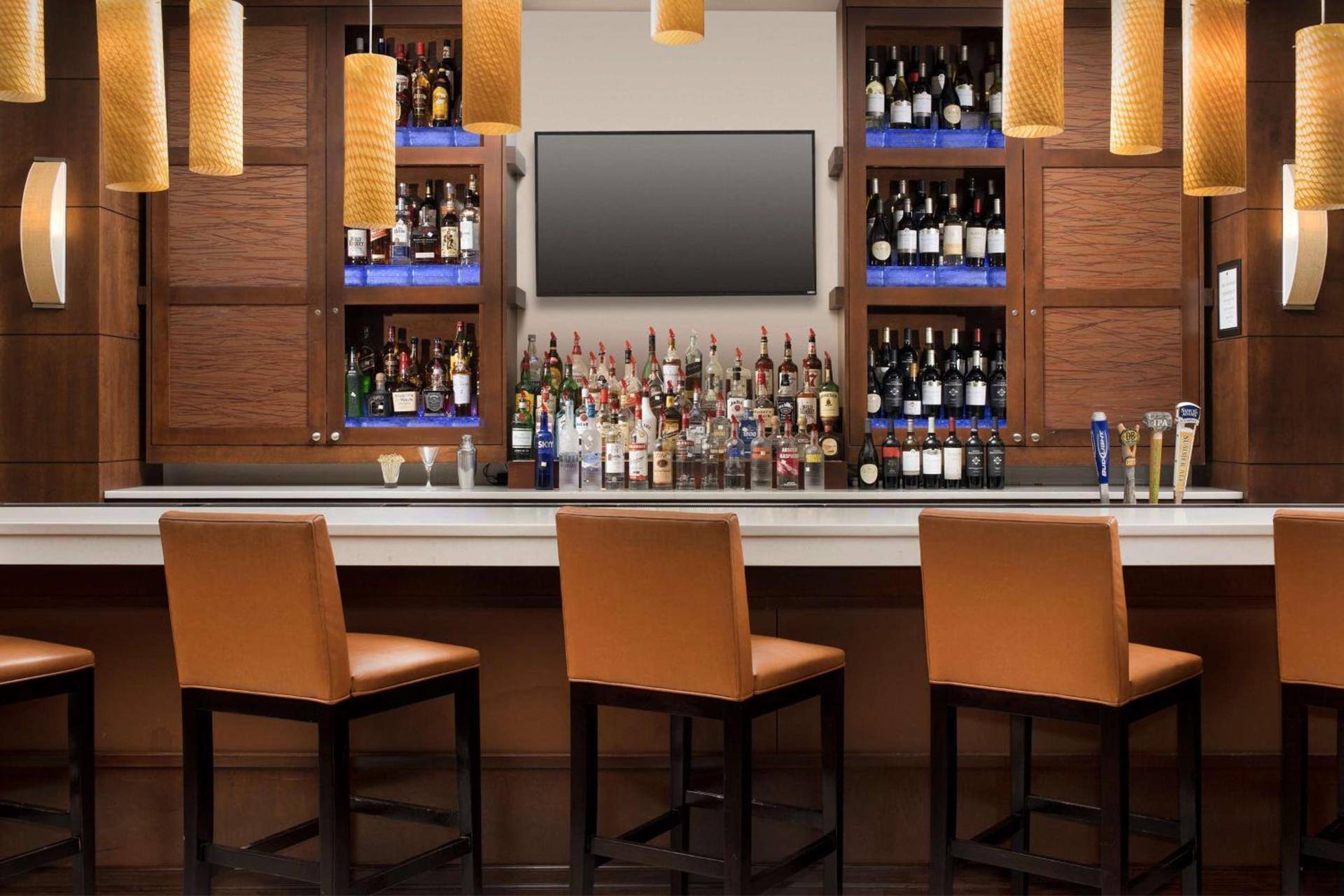 DoubleTree by Hilton Dulles Airport-Sterling photo 15
