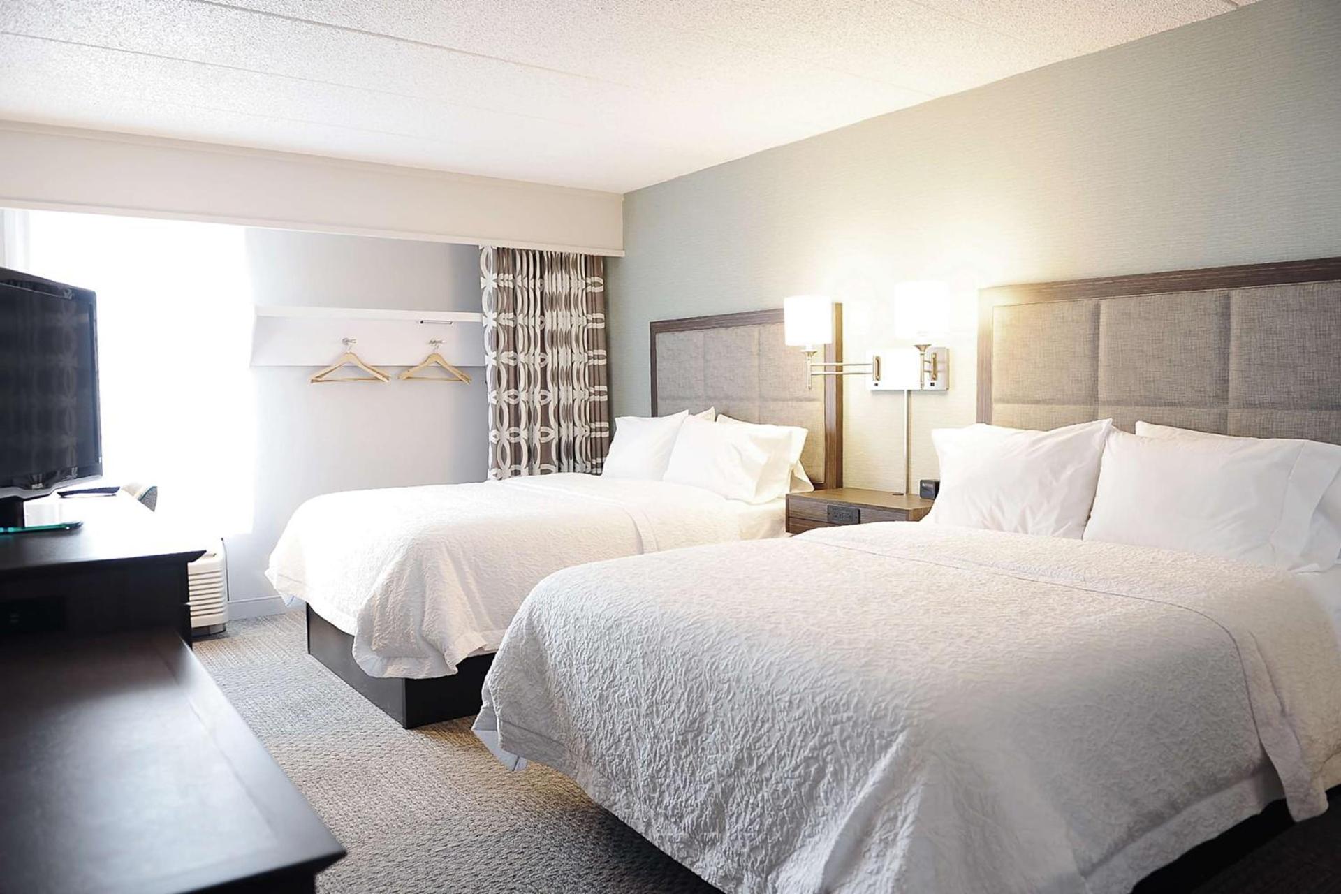 DoubleTree by Hilton Dulles Airport-Sterling photo 29