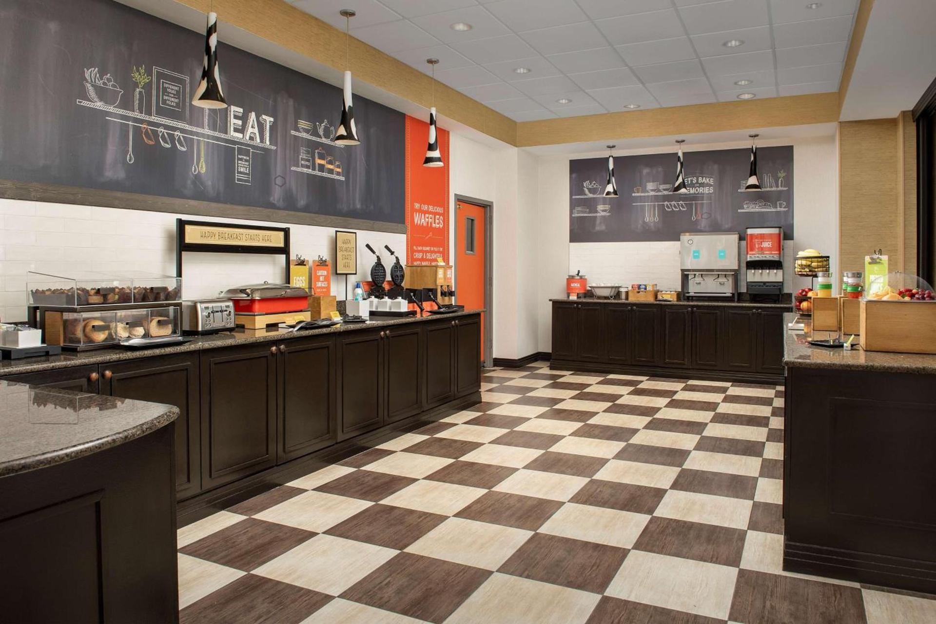 Hampton Inn & Suites Lakeland-South Polk Parkway photo 9