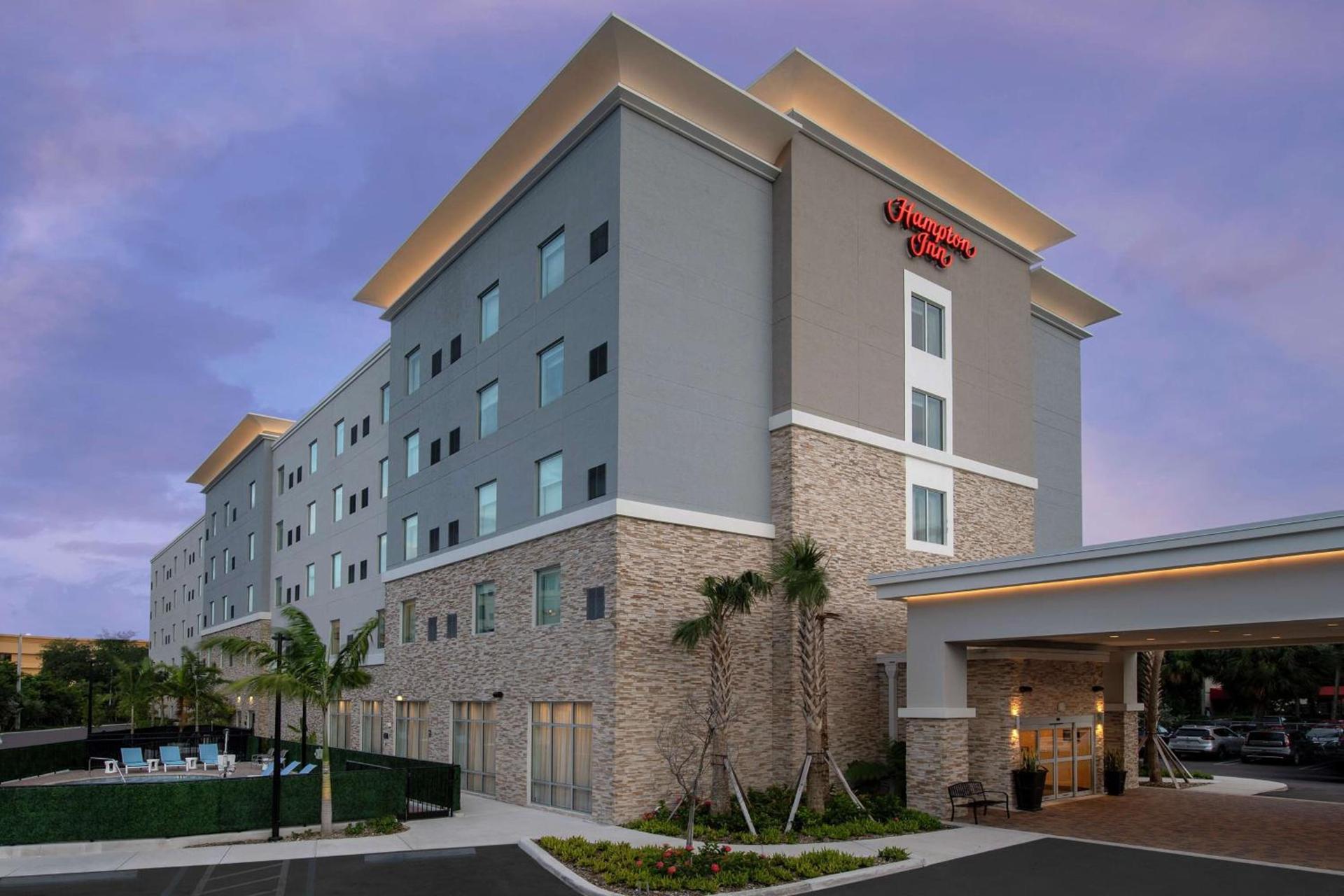 Hampton Inn Miami Airport East photo 1