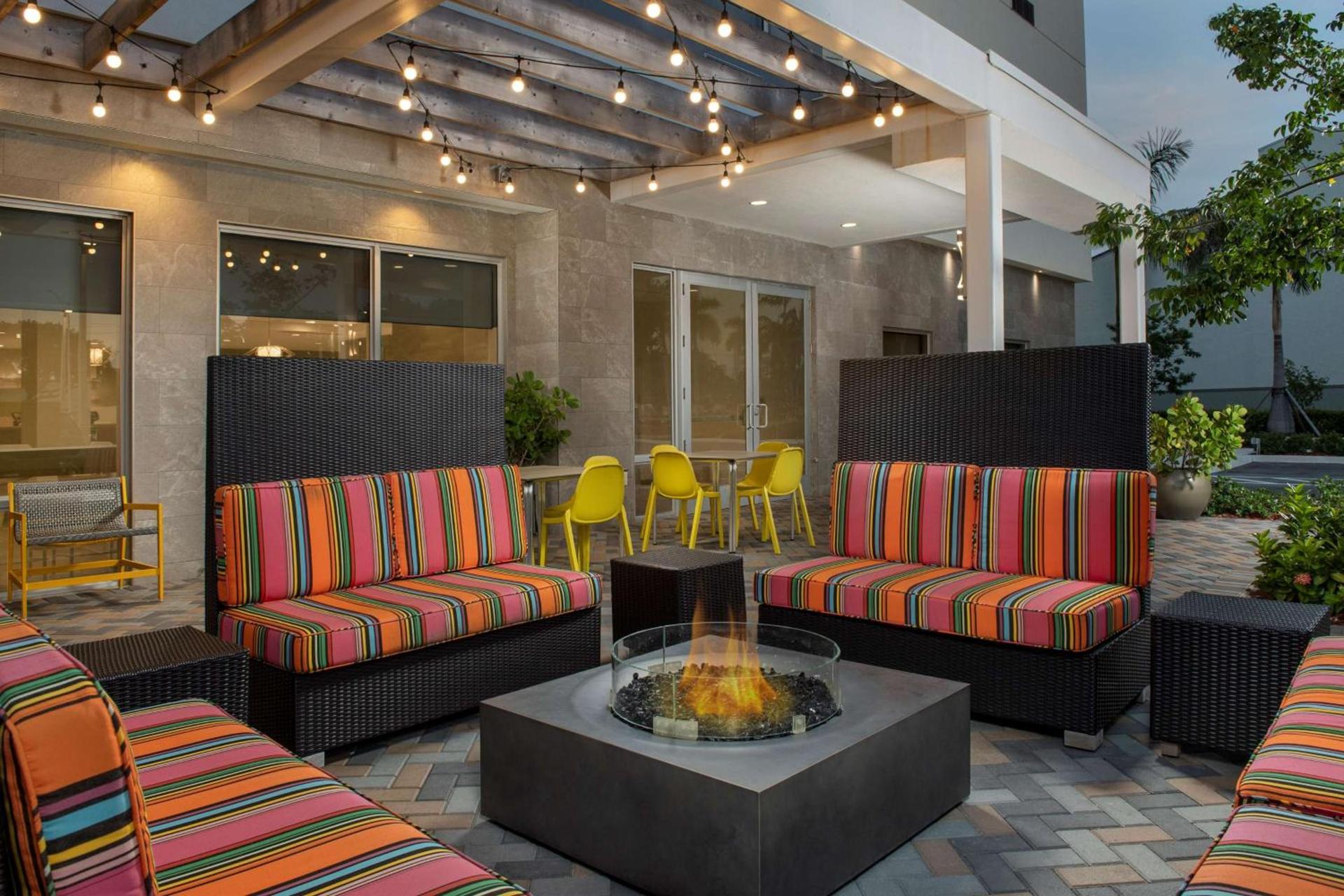 Home2 Suites By Hilton Miami Doral West Airport, Fl photo 2