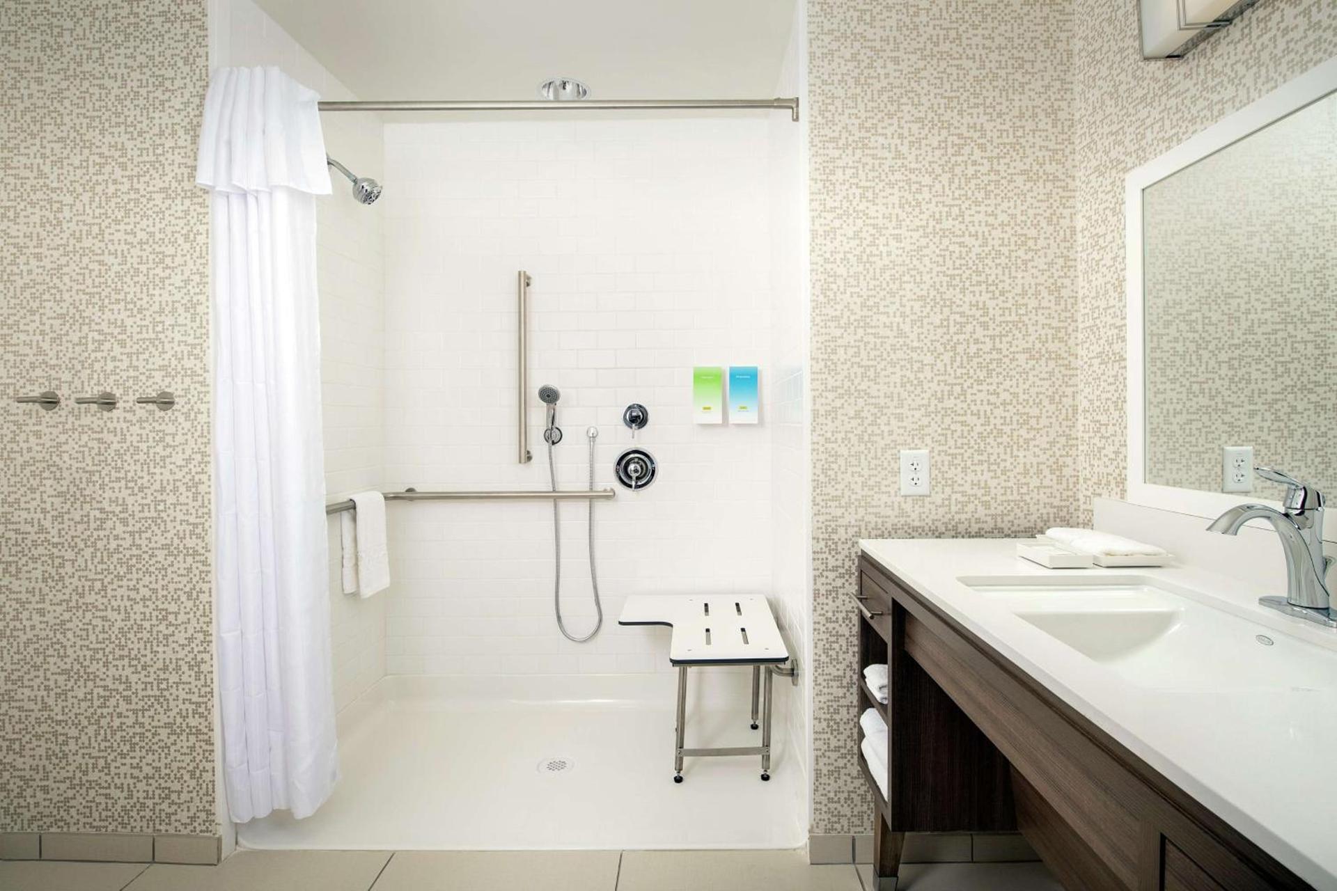 Home2 Suites By Hilton Phoenix Airport South photo 16