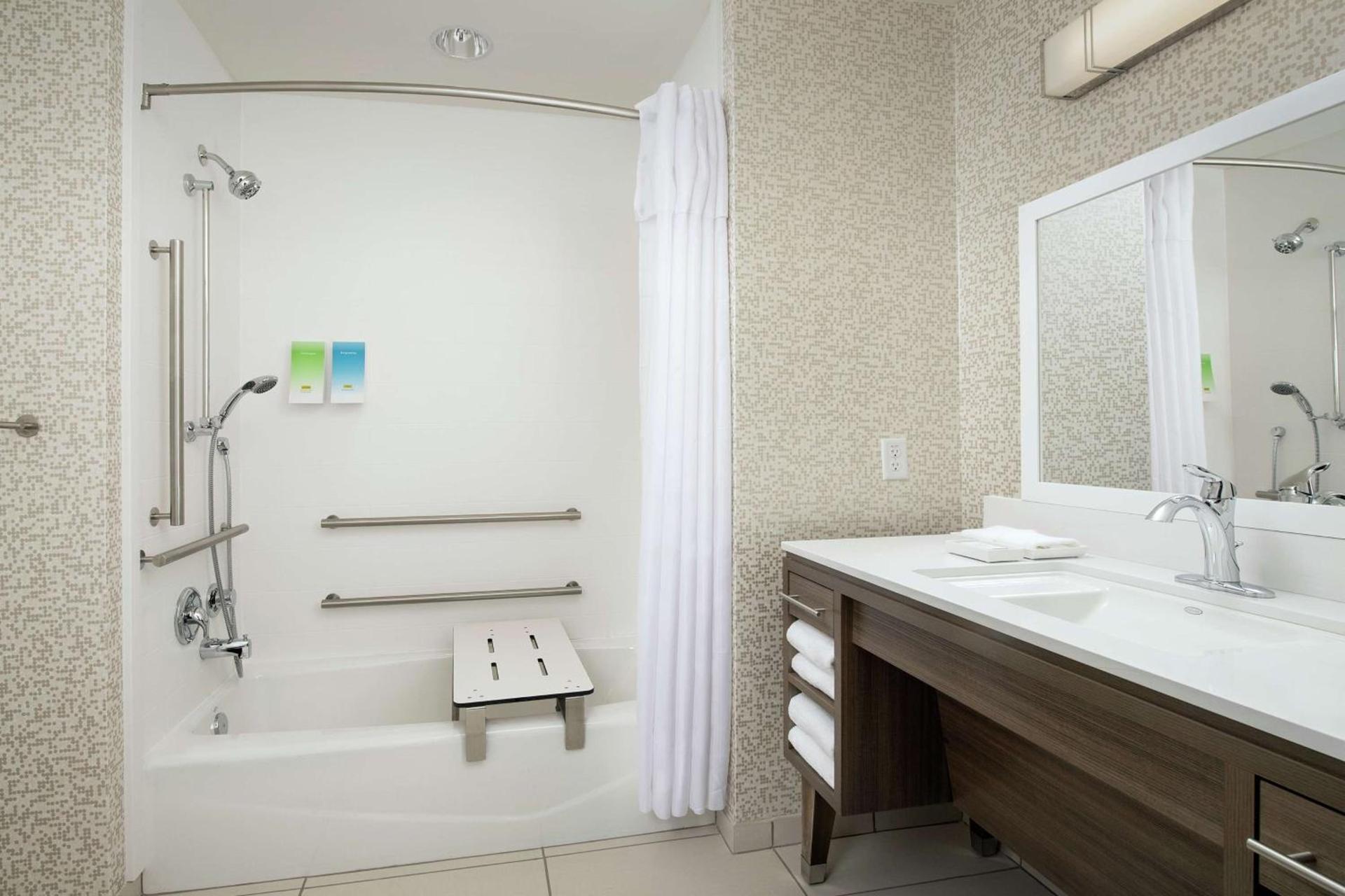 Home2 Suites By Hilton Phoenix Airport South photo 18