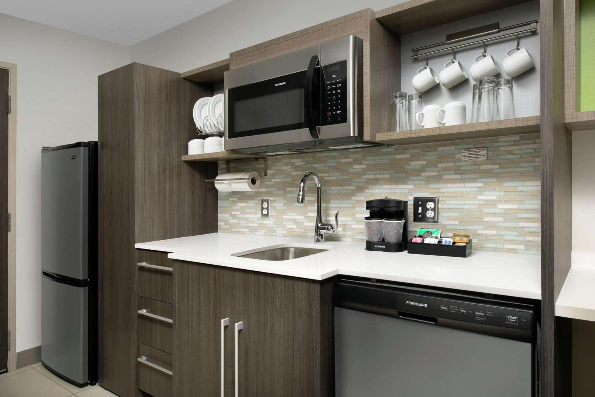 Home2 Suites By Hilton Phoenix Airport South photo 27