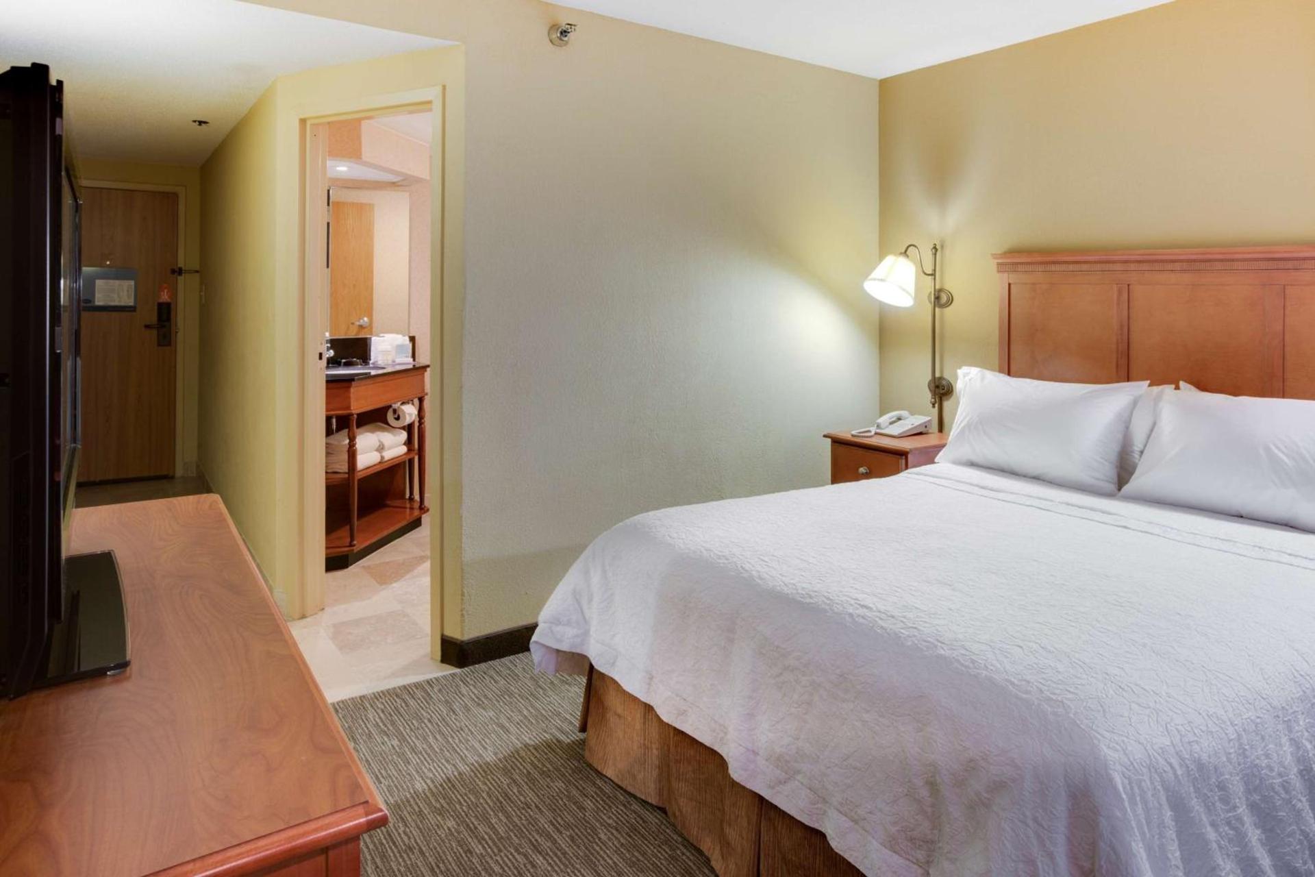 Hampton Inn Pittsburgh Greentree photo 38