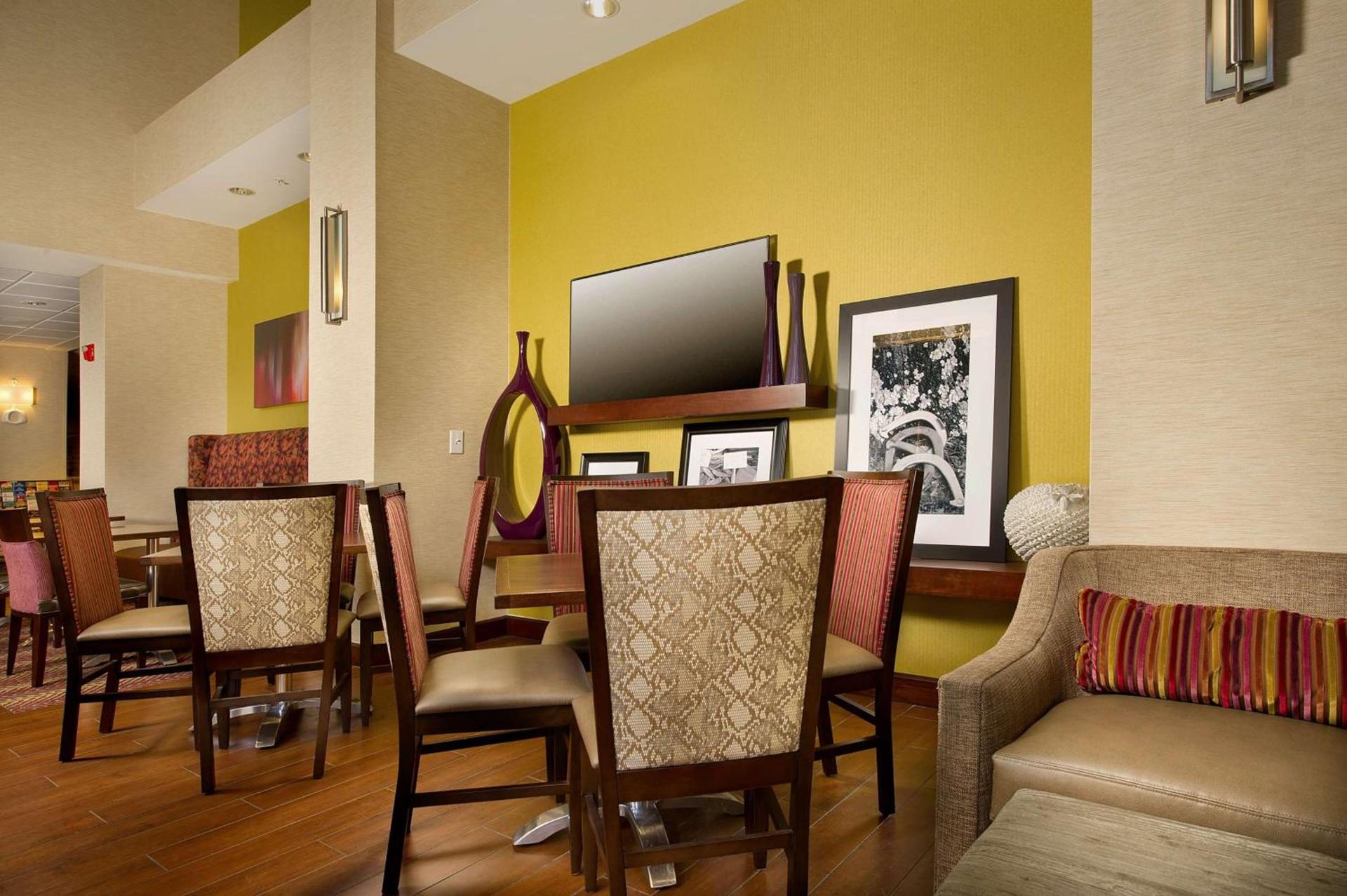 Hampton Inn and Suites San Antonio Airport photo 10