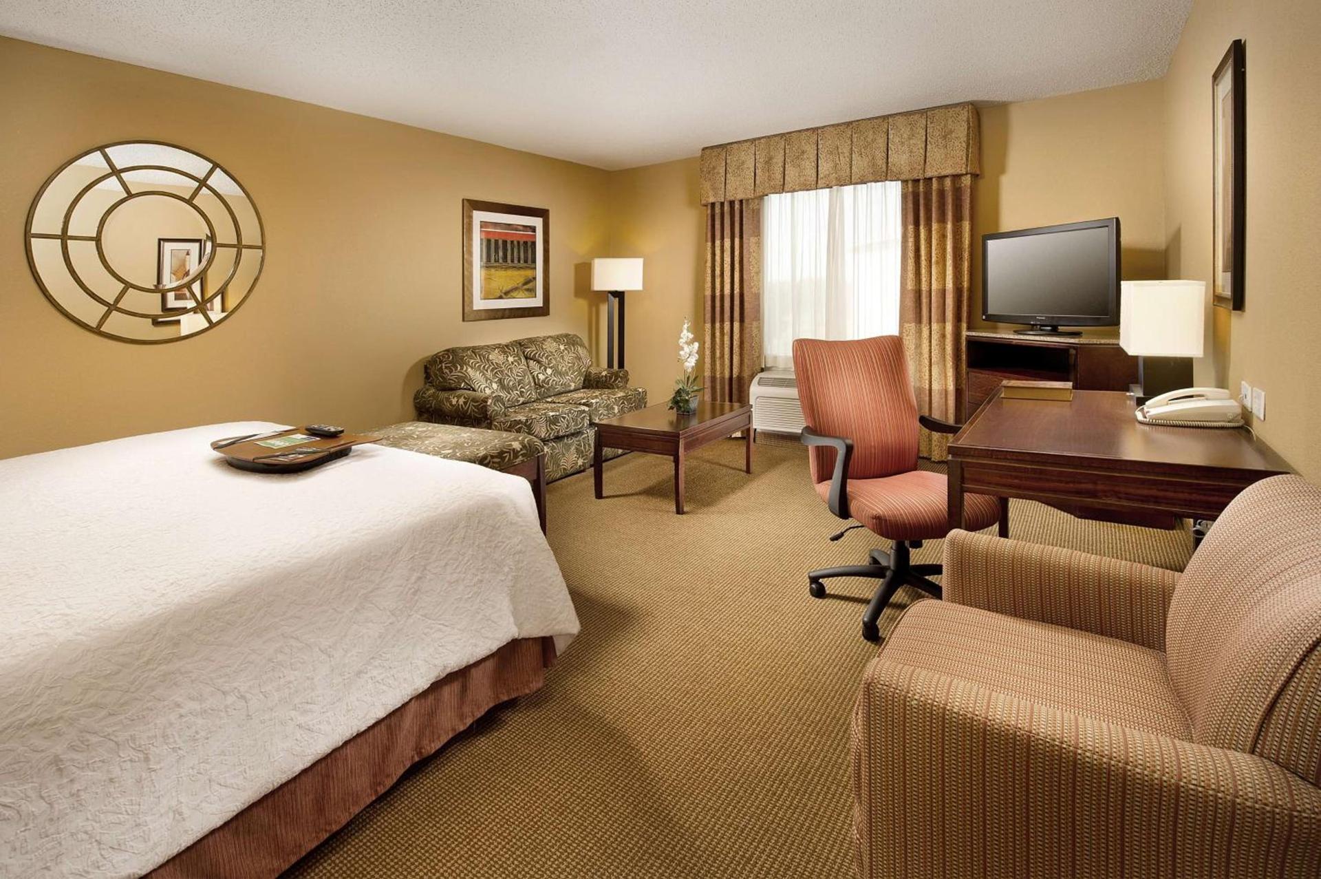 Hampton Inn and Suites San Antonio Airport photo 15