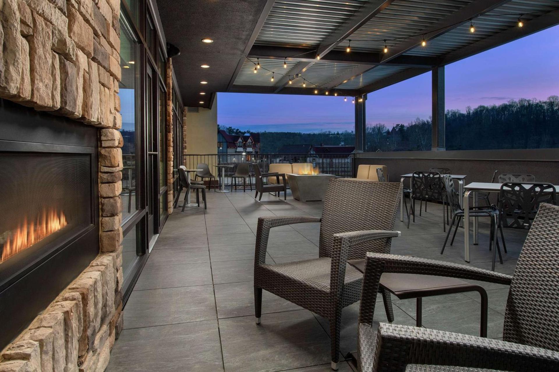 Home2 Suites By Hilton Asheville Biltmore Village photo 2