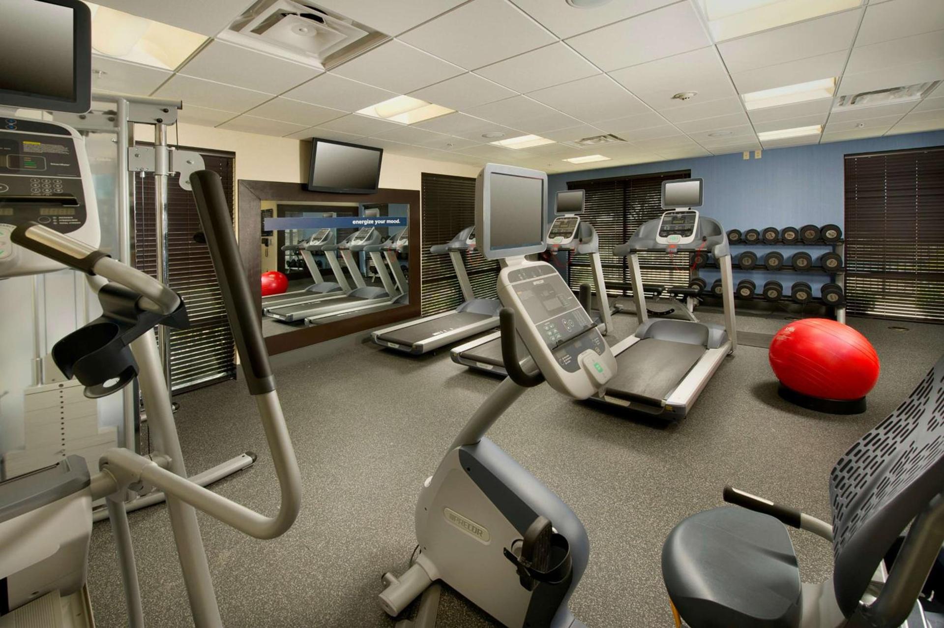 Hampton Inn Uvalde photo 10