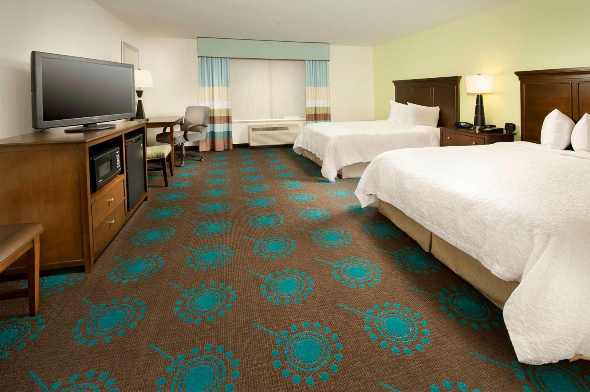 Hampton Inn Uvalde photo 15
