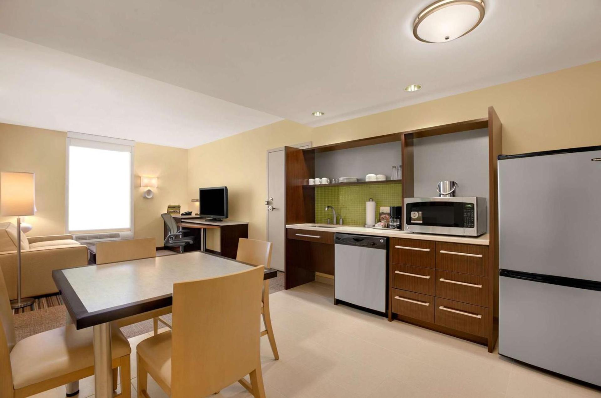 Home2 Suites by Hilton Baltimore/White Marsh photo 29