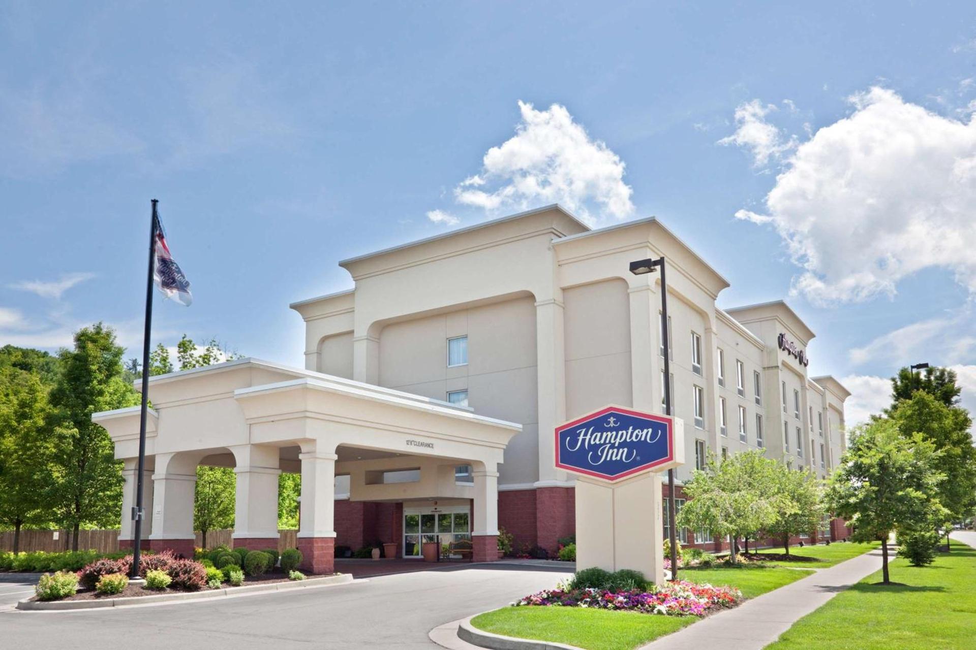 Hampton Inn Ithaca photo 17