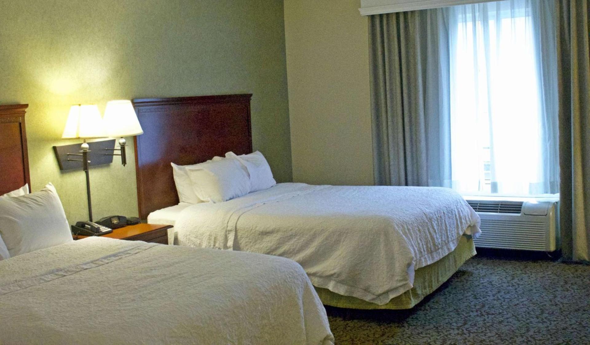 Hampton Inn Ithaca photo 13
