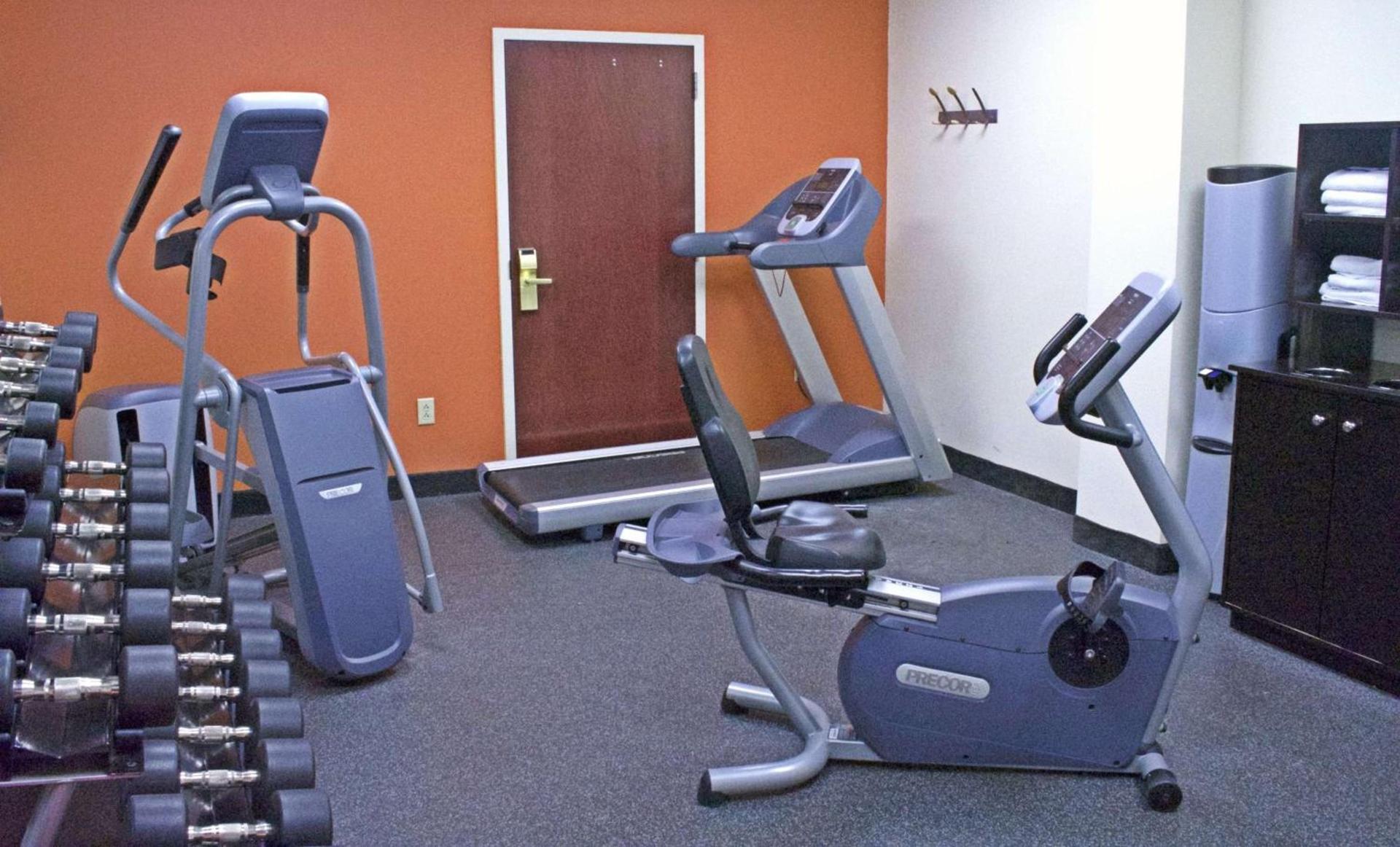 Hampton Inn Ithaca photo 10