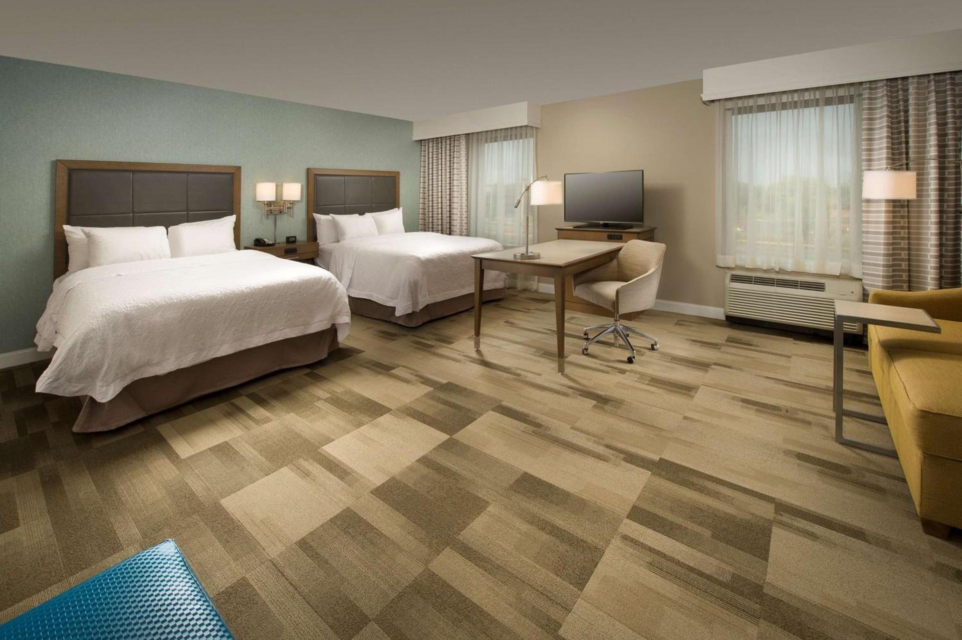 Hampton Inn & Suites Syracuse/Carrier Circle photo 16