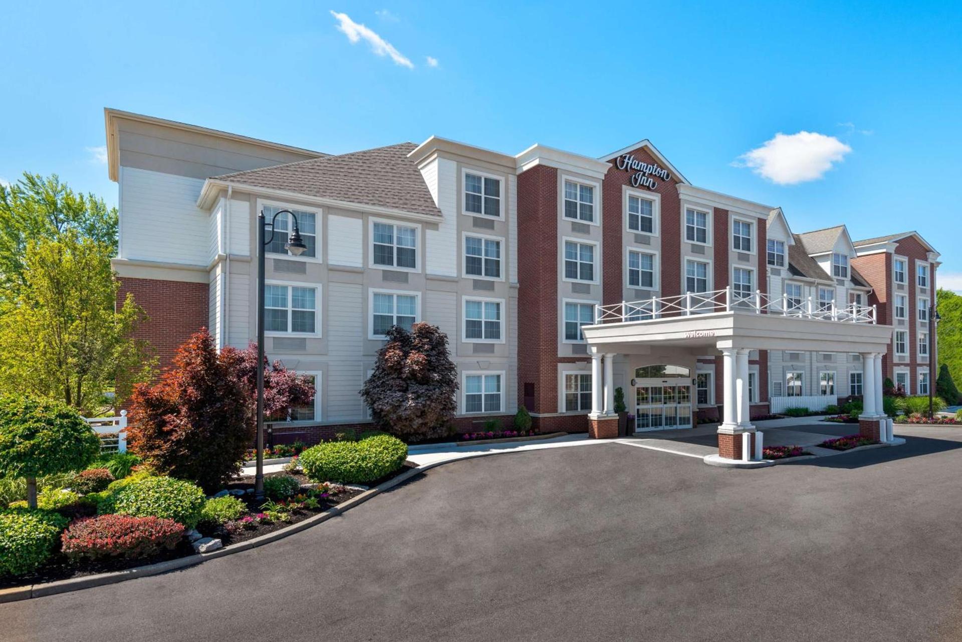 Hampton Inn Buffalo-Williamsville — hotel in Williamsville