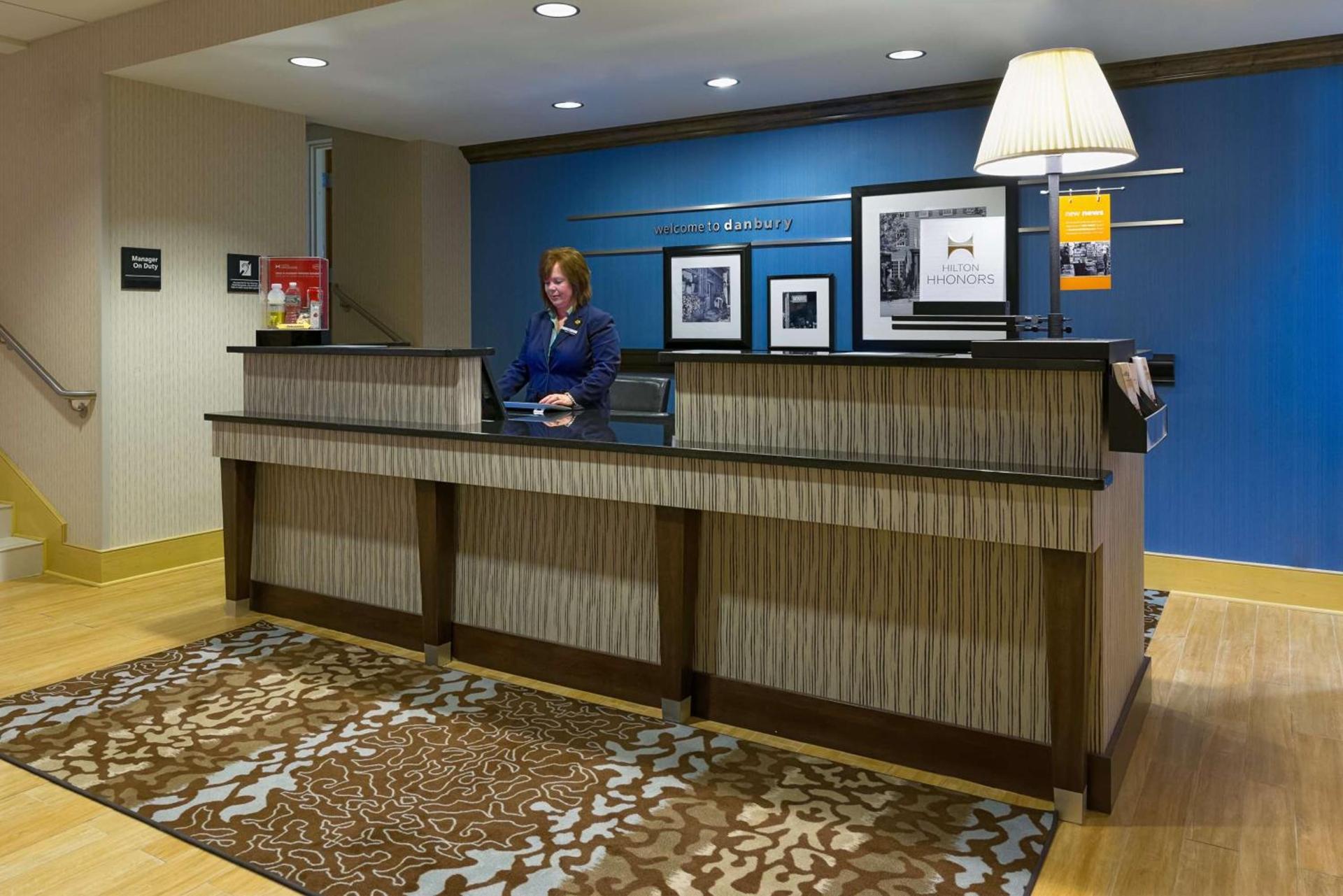 Hampton Inn Danbury photo 3