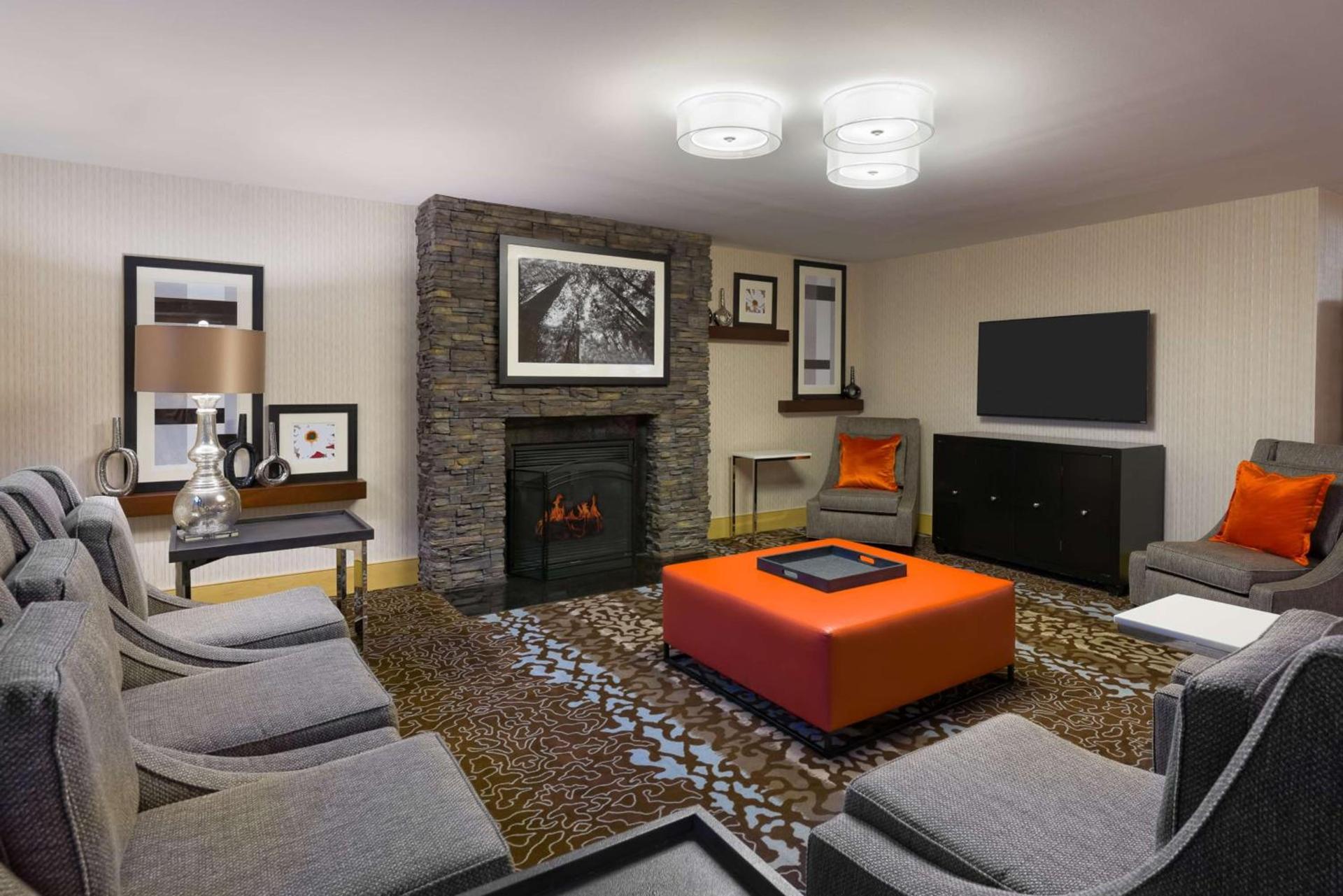 Hampton Inn Danbury photo 5