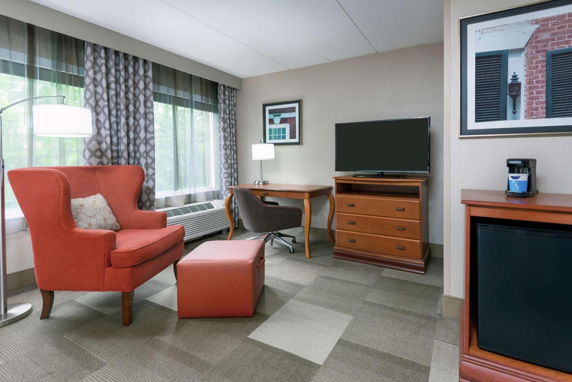 Hampton Inn Danbury photo 14