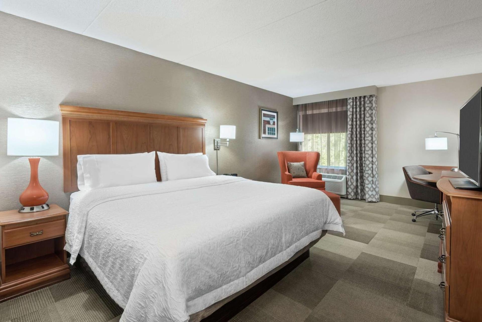 Hampton Inn Danbury photo 16