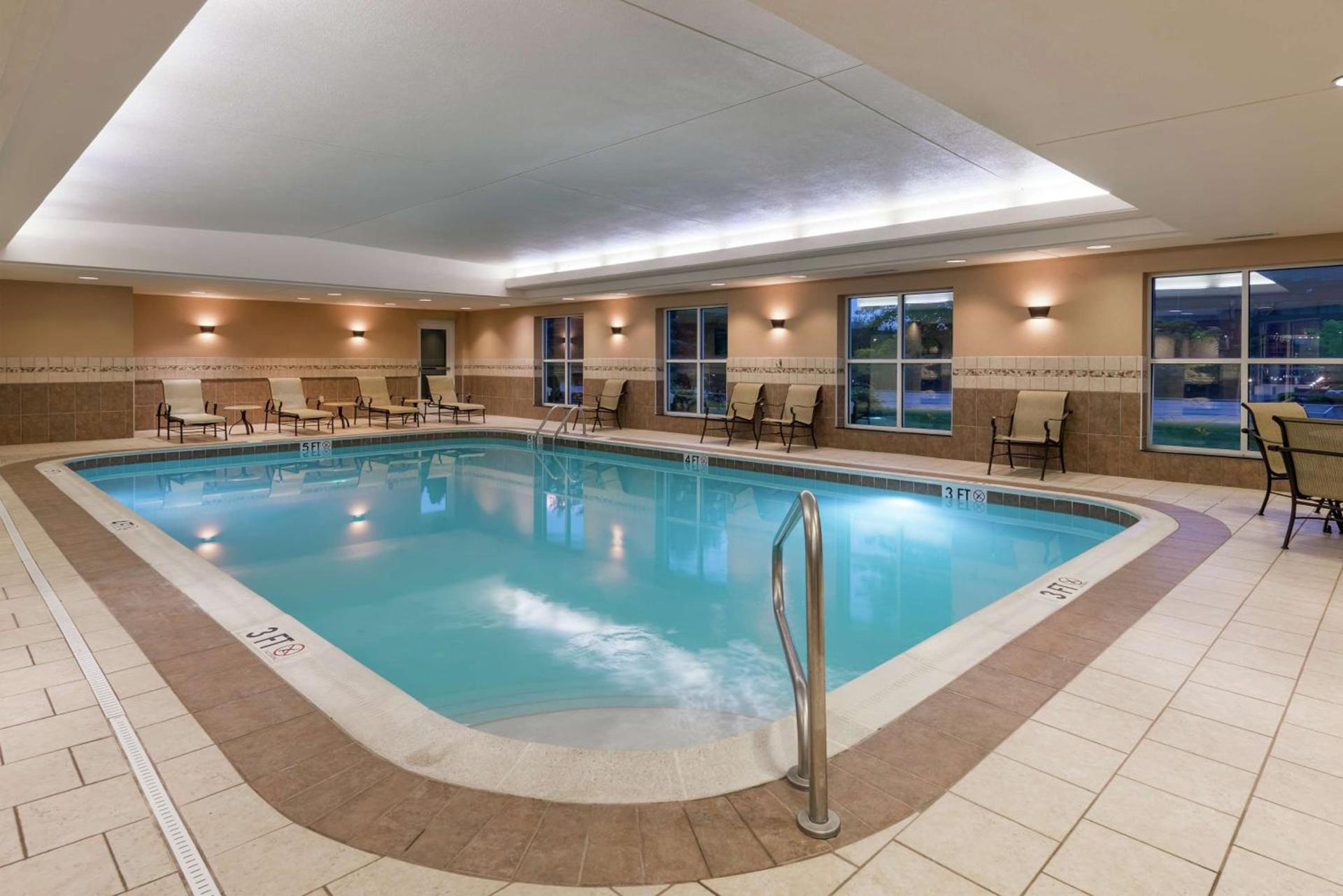Homewood Suites by Hilton Cleveland-Beachwood photo 8