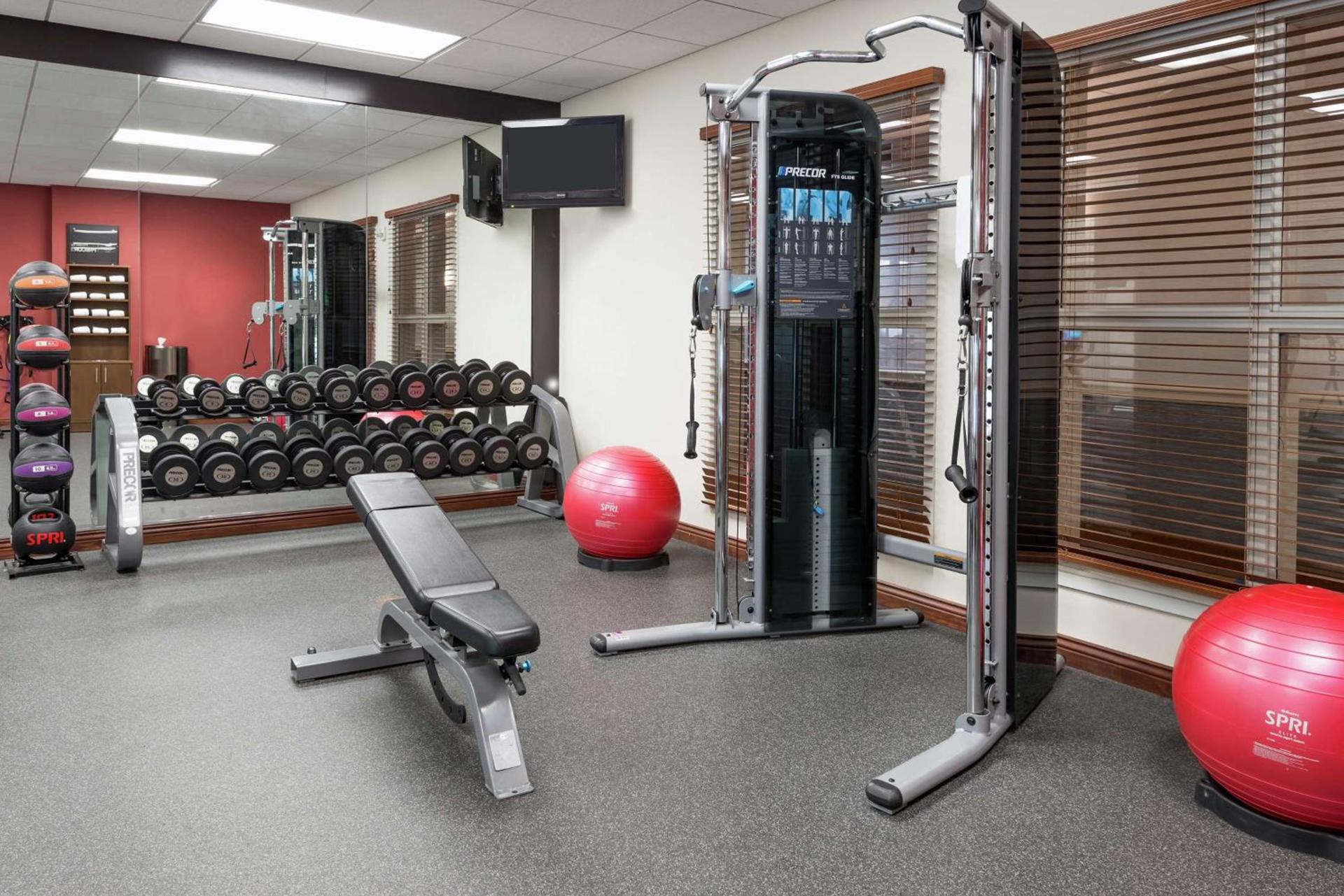 Homewood Suites by Hilton Cleveland-Beachwood photo 16