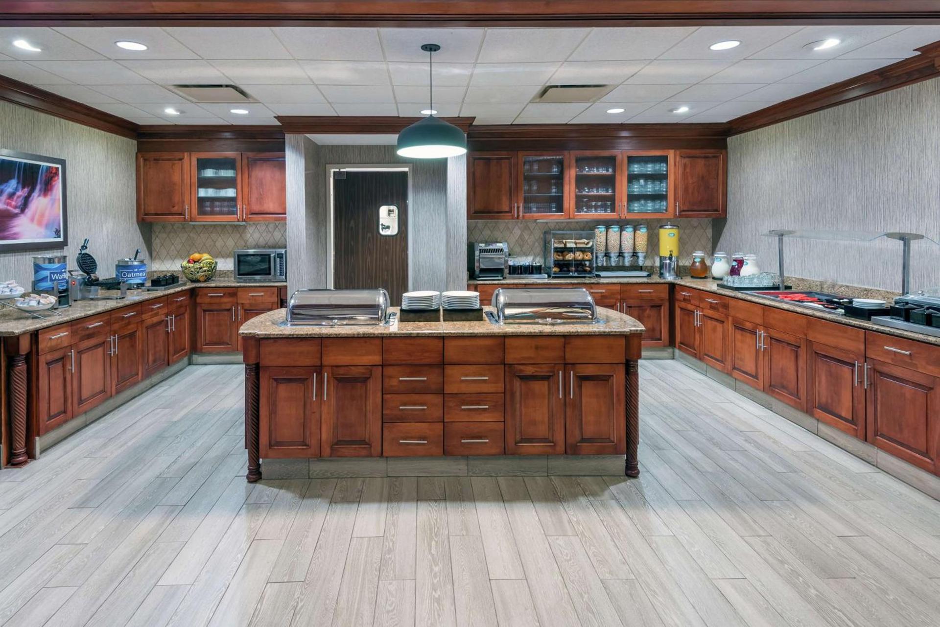 Homewood Suites by Hilton Cleveland-Beachwood photo 14