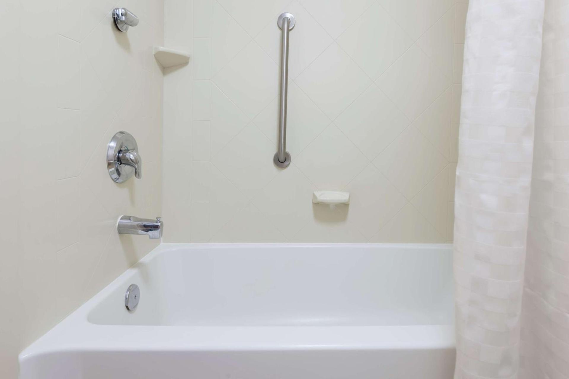 Homewood Suites by Hilton Cleveland-Beachwood photo 26