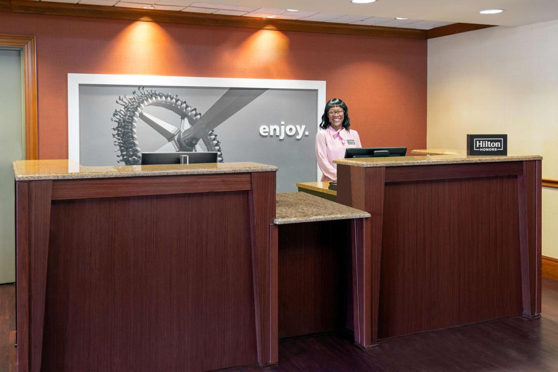 Hampton Inn Springfield South Enfield photo 6