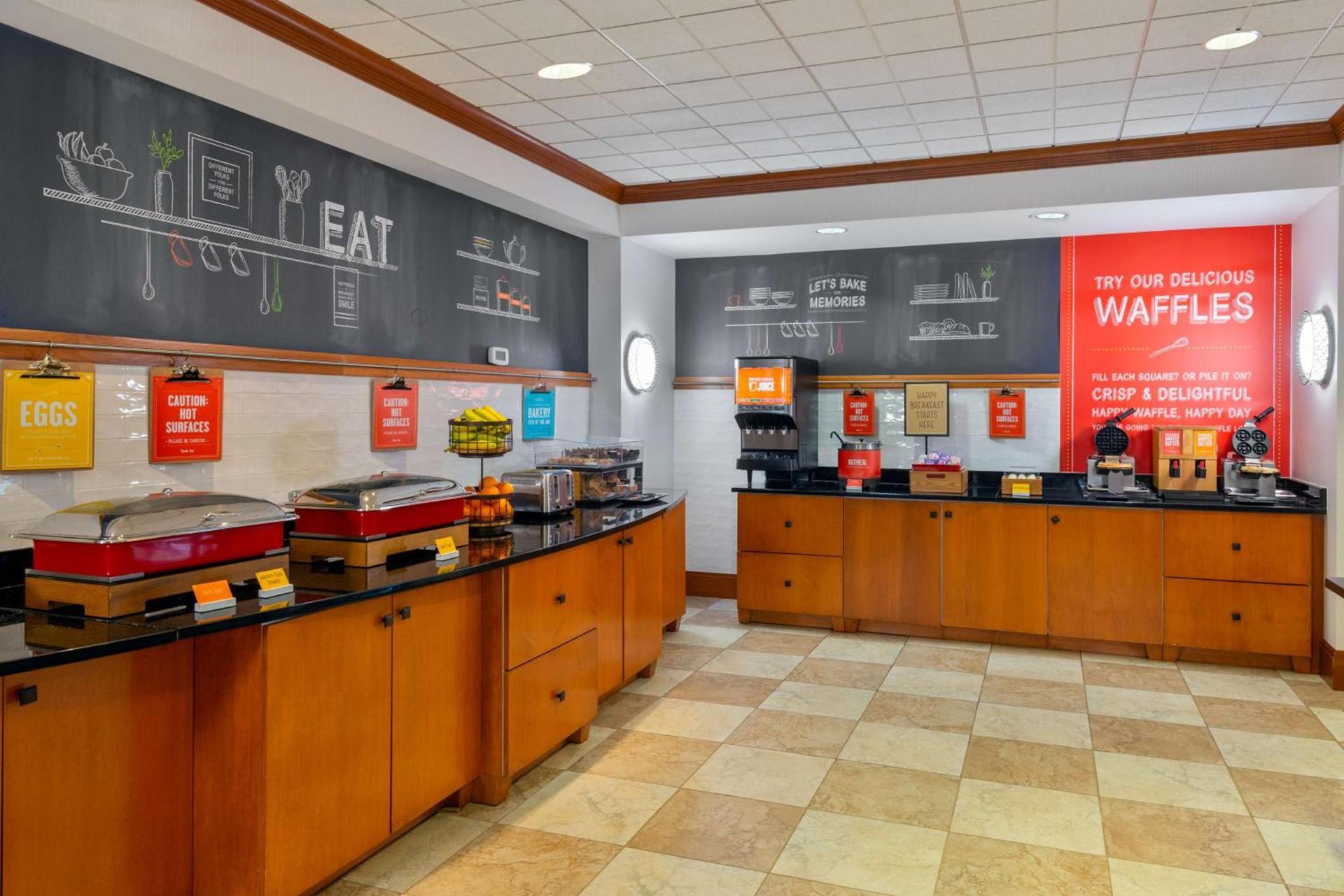 Hampton Inn Springfield South Enfield photo 9