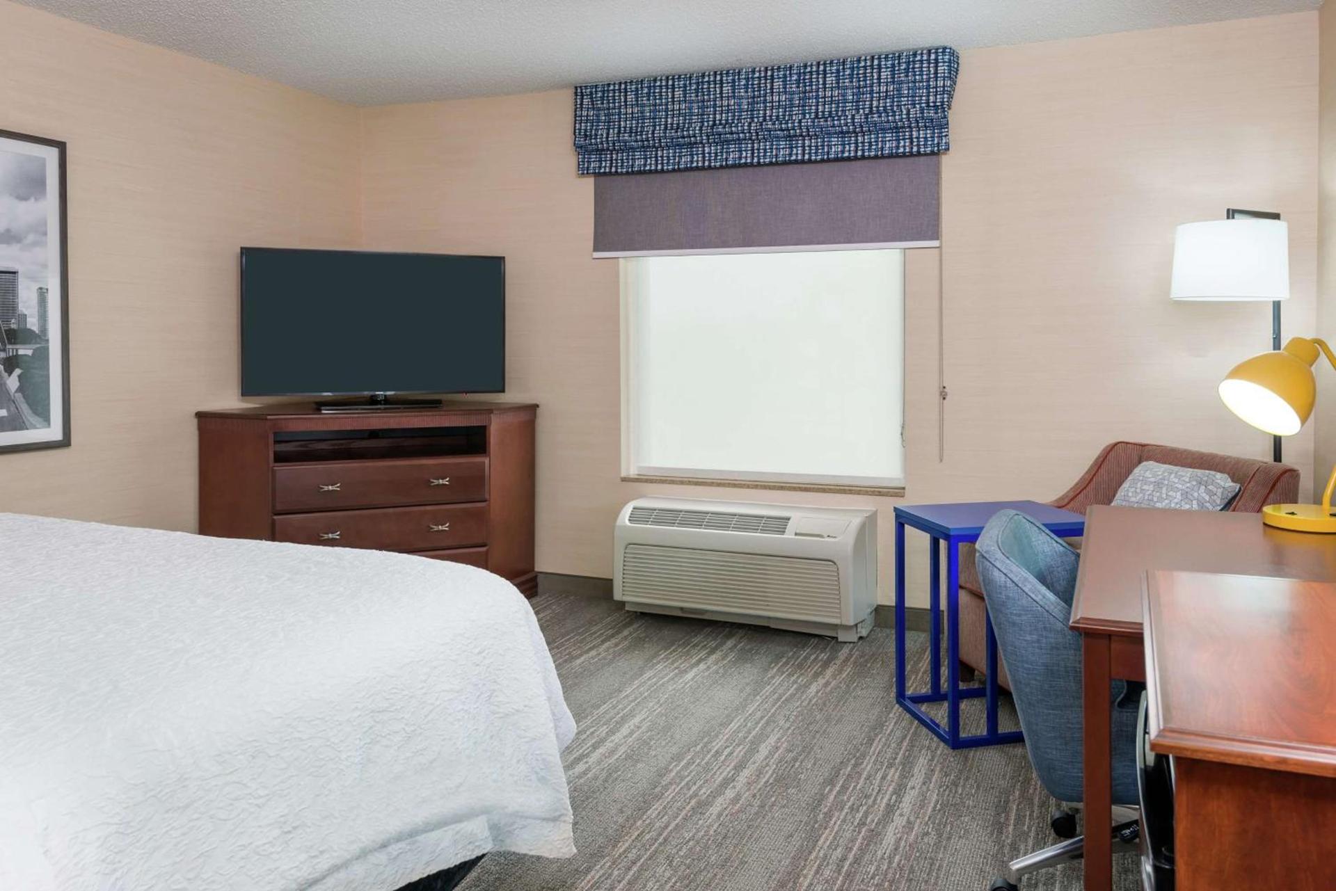 Hampton Inn Springfield South Enfield photo 20