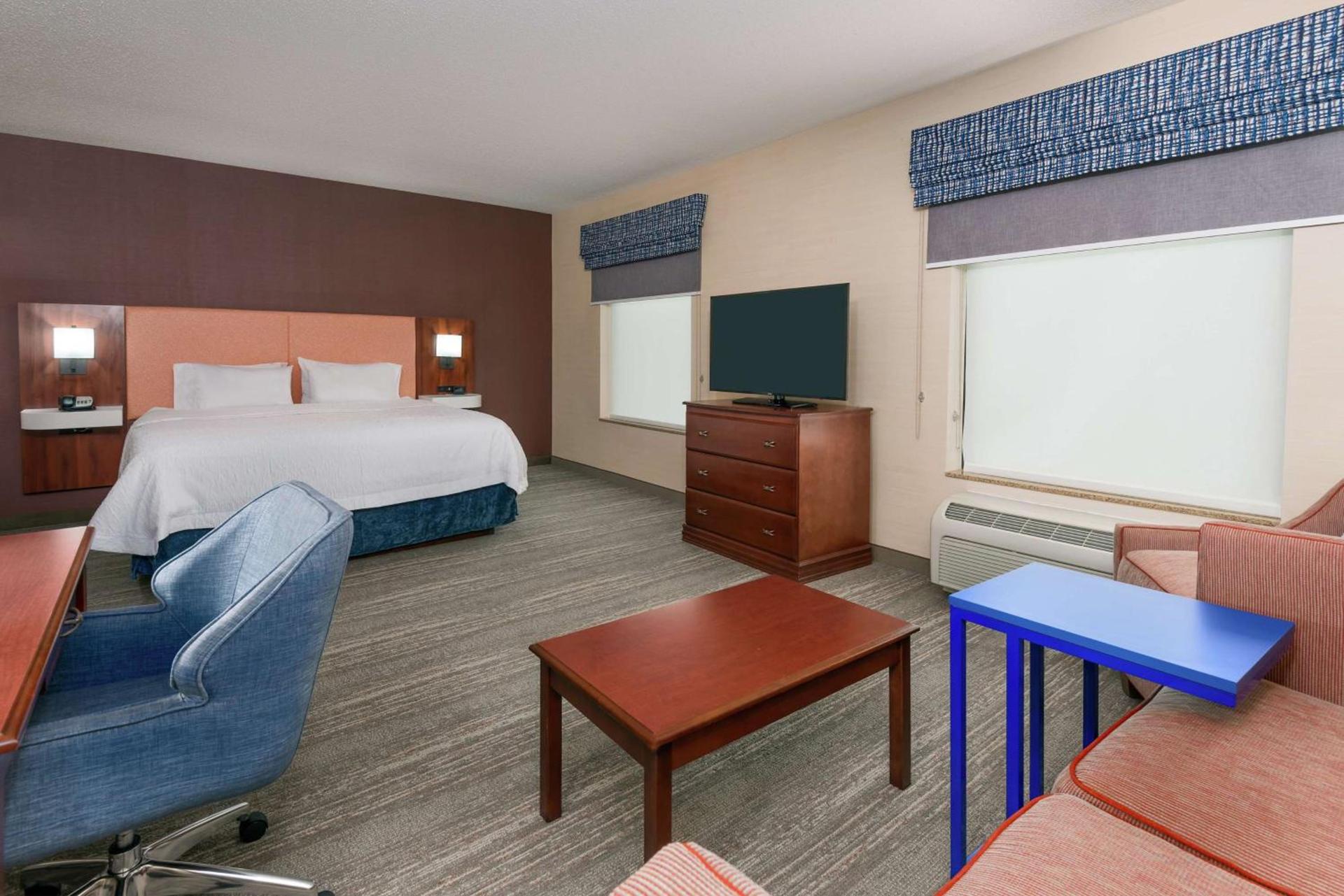 Hampton Inn Springfield South Enfield photo 21
