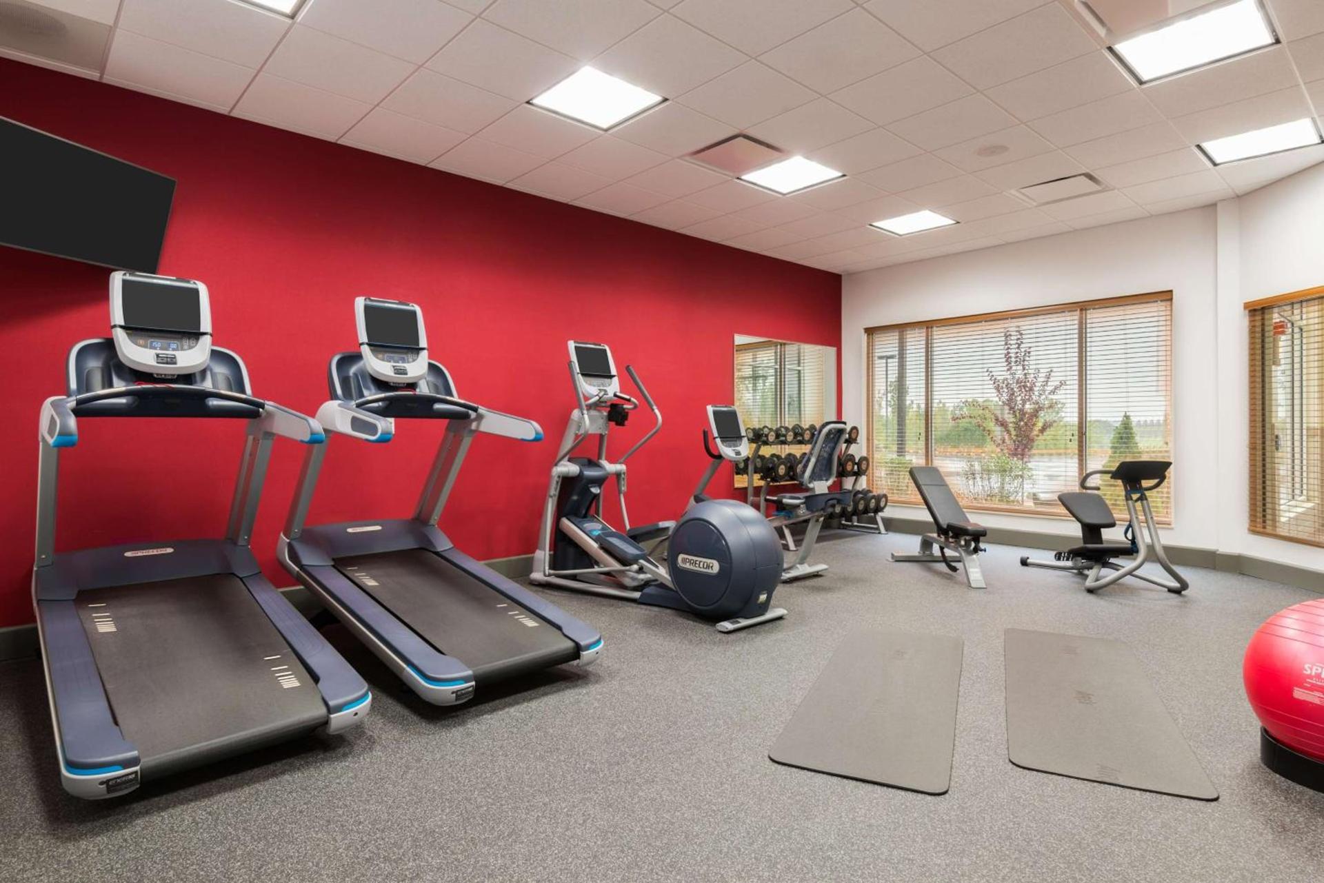 Hilton Garden Inn Wayne photo 10